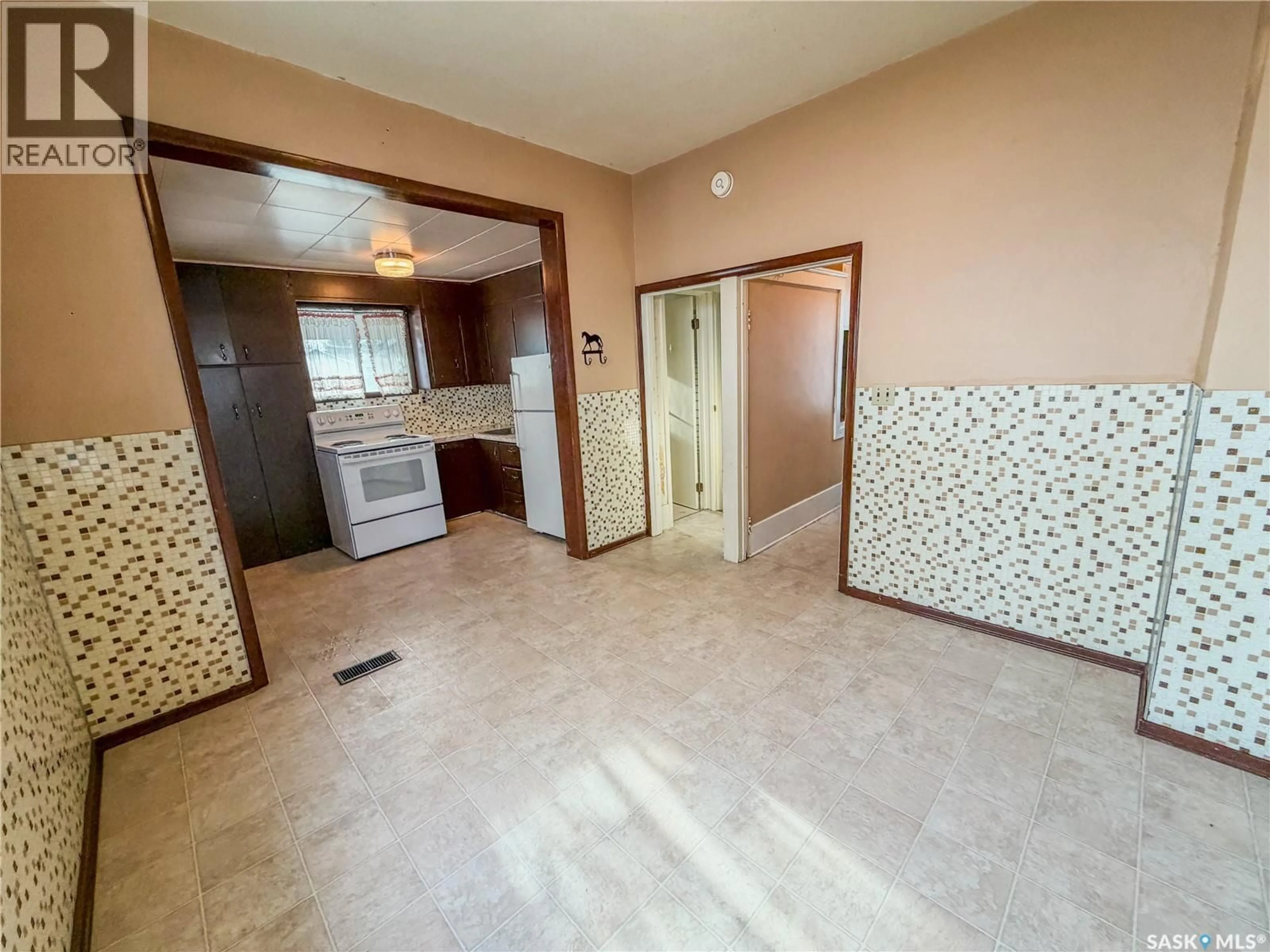 A pic of a room for 127 8TH AVENUE, Melville Saskatchewan S0A2P0