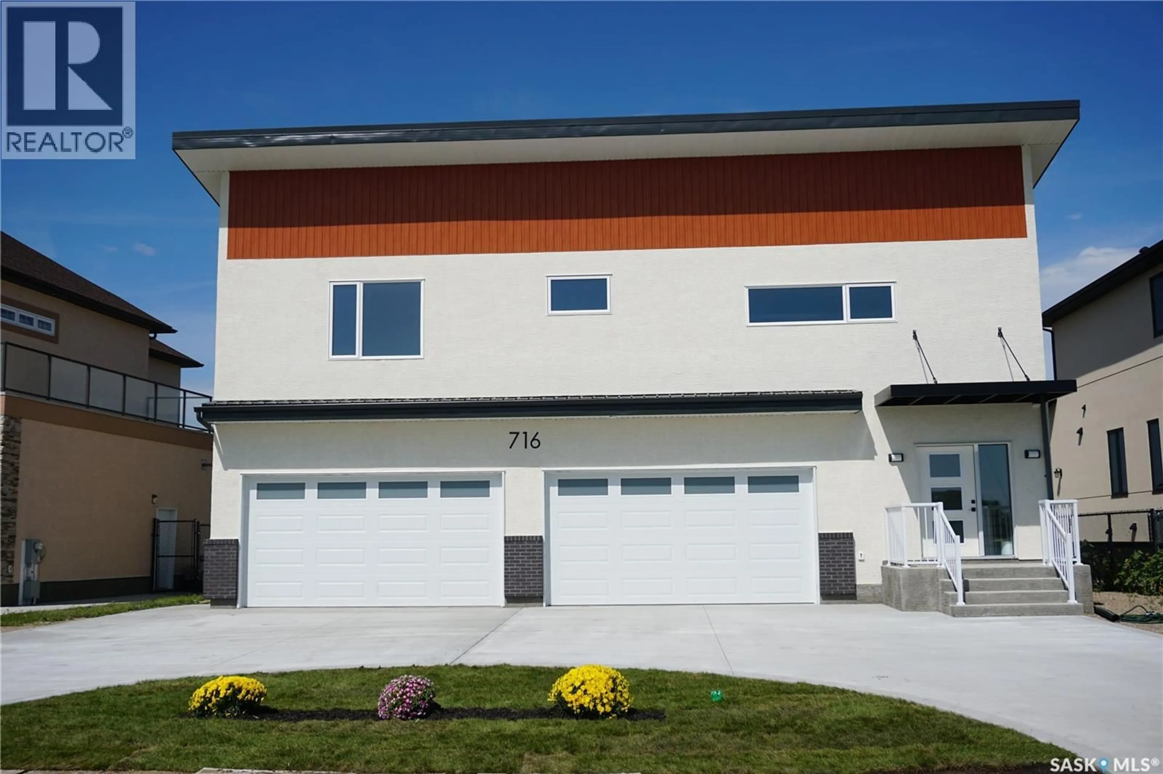 Home with vinyl exterior material, building for 716 EMERALD PARK ROAD, Edenwold Rm No.158 Saskatchewan S4L0C4