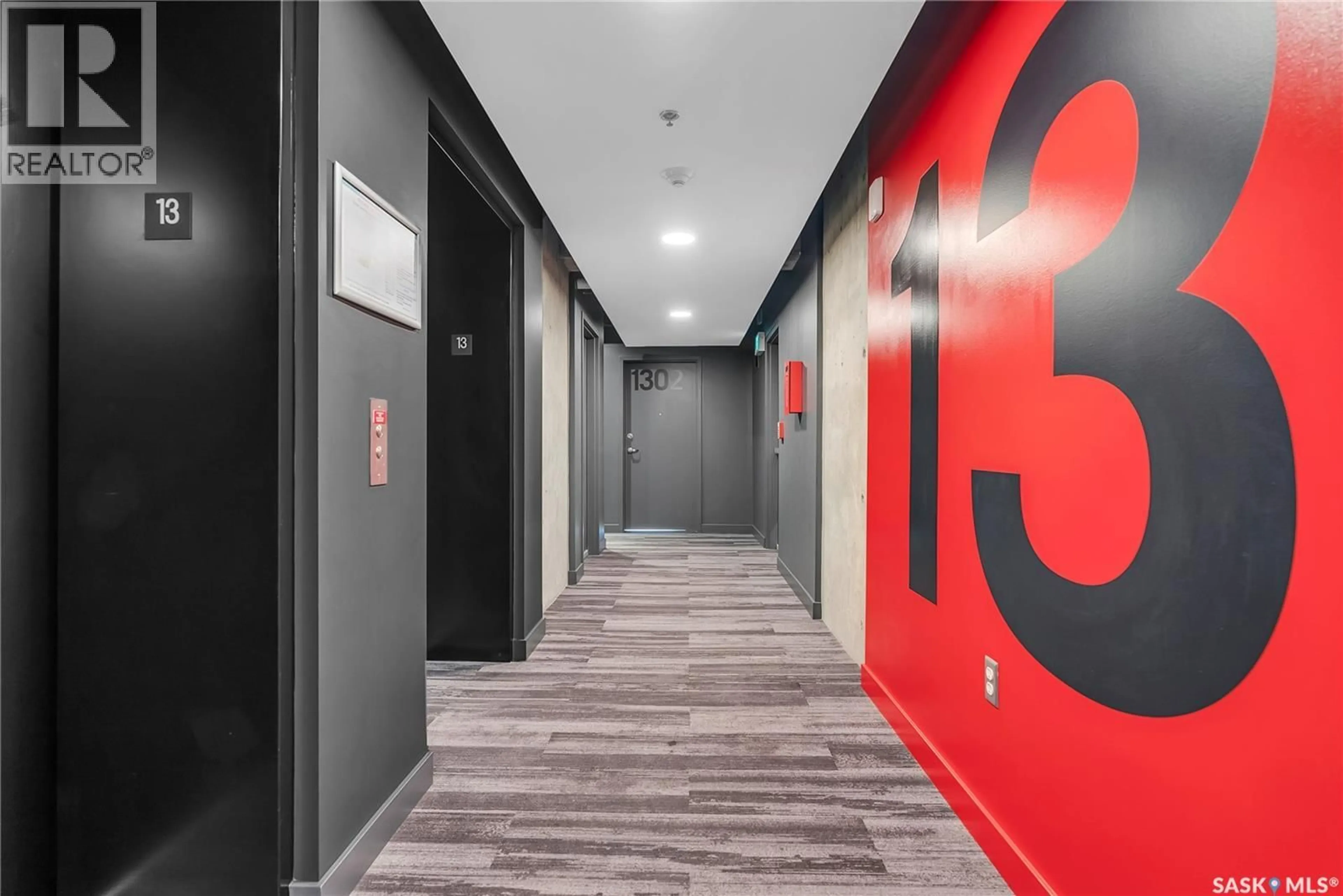 Indoor foyer for S - 1302 490 2ND AVENUE, Saskatoon Saskatchewan S7K4H5