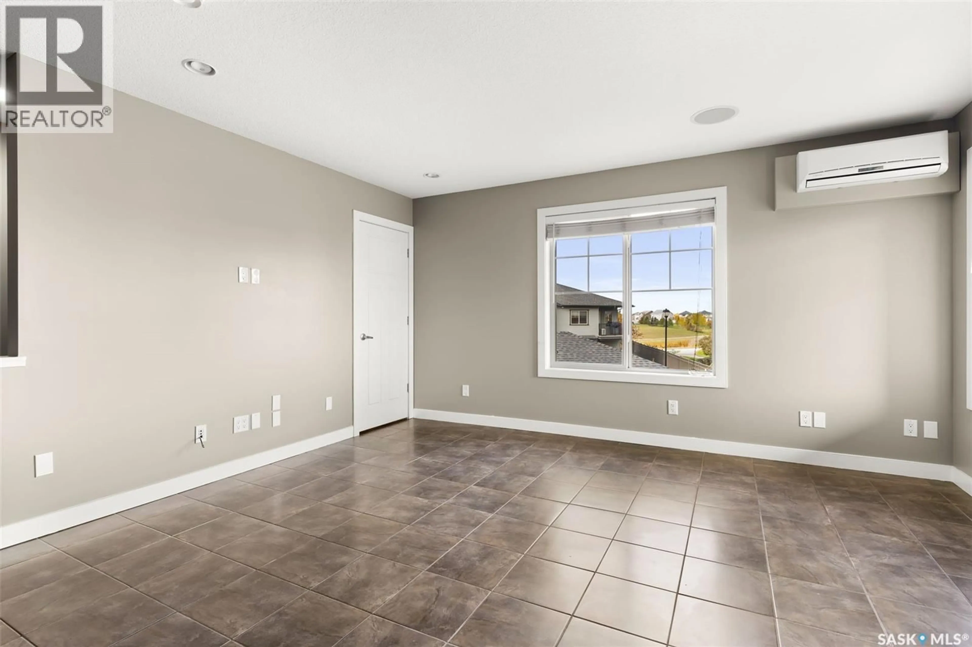 A pic of a room for 5035 - 69 JAMES HILL ROAD, Regina Saskatchewan S4W0B9