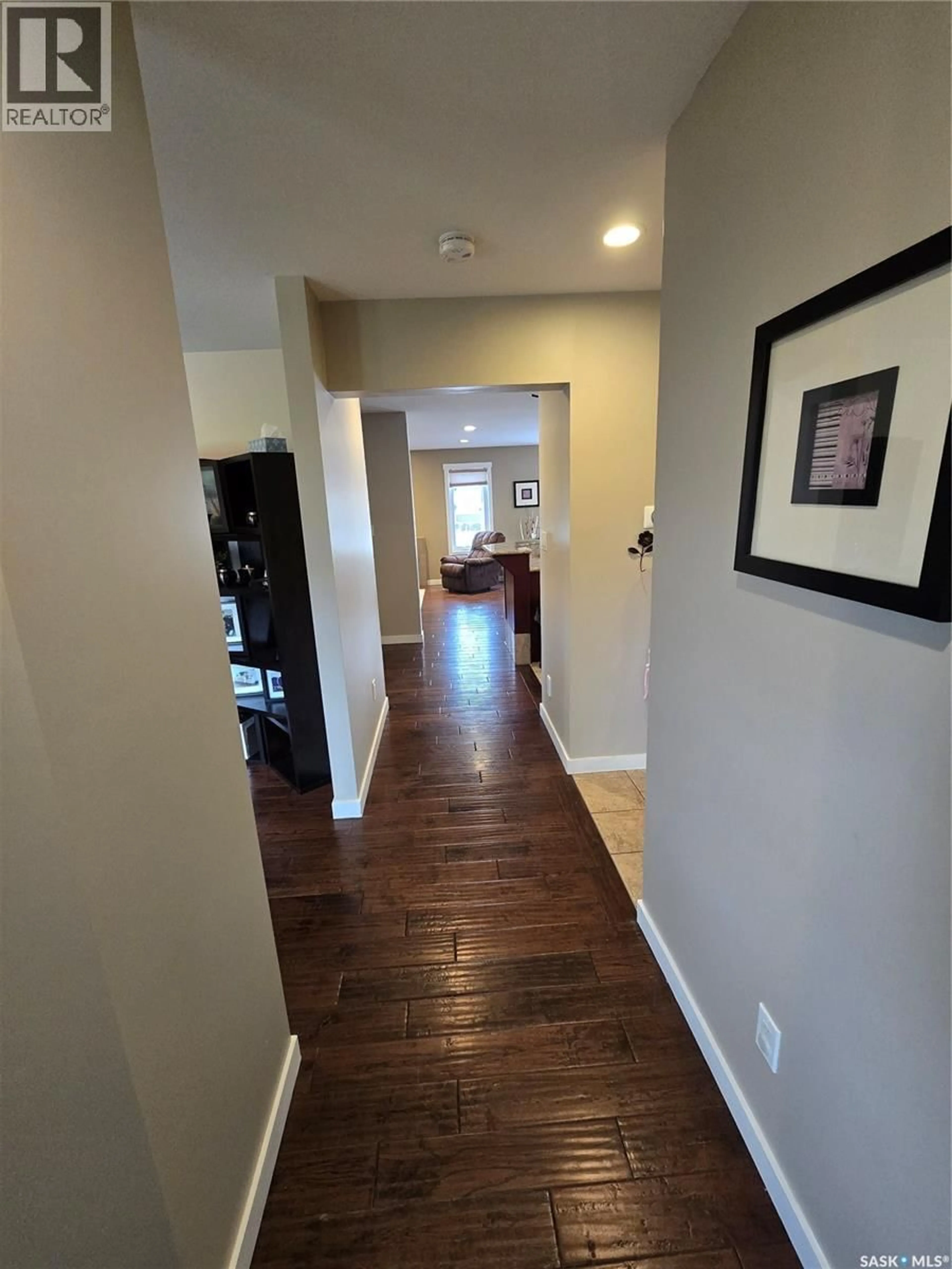 Indoor entryway for 721 BARBER CRESCENT, Weyburn Saskatchewan S4H0B9