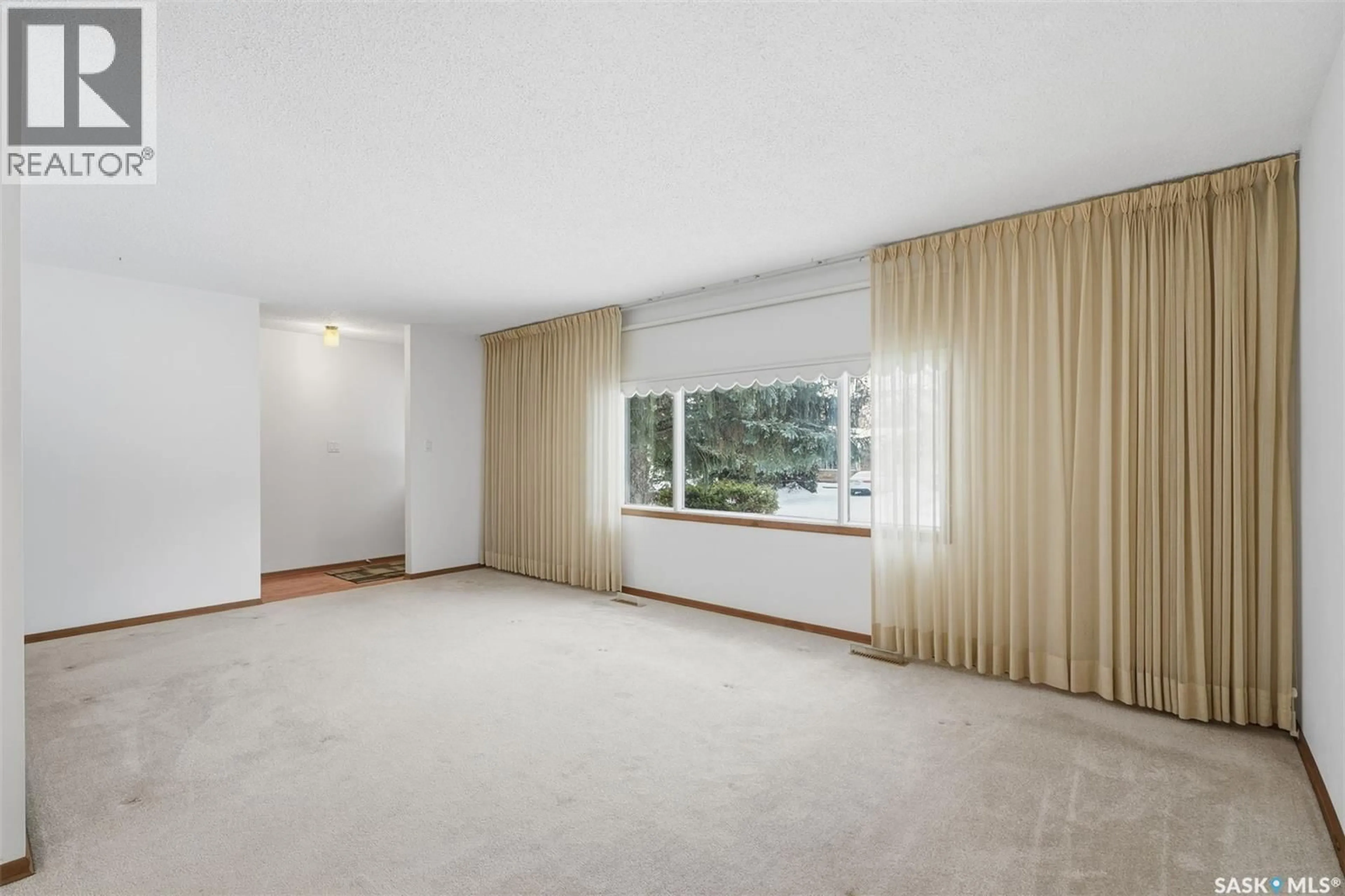 A pic of a room for 121 SIMON FRASER CRESCENT, Saskatoon Saskatchewan S7H3S9