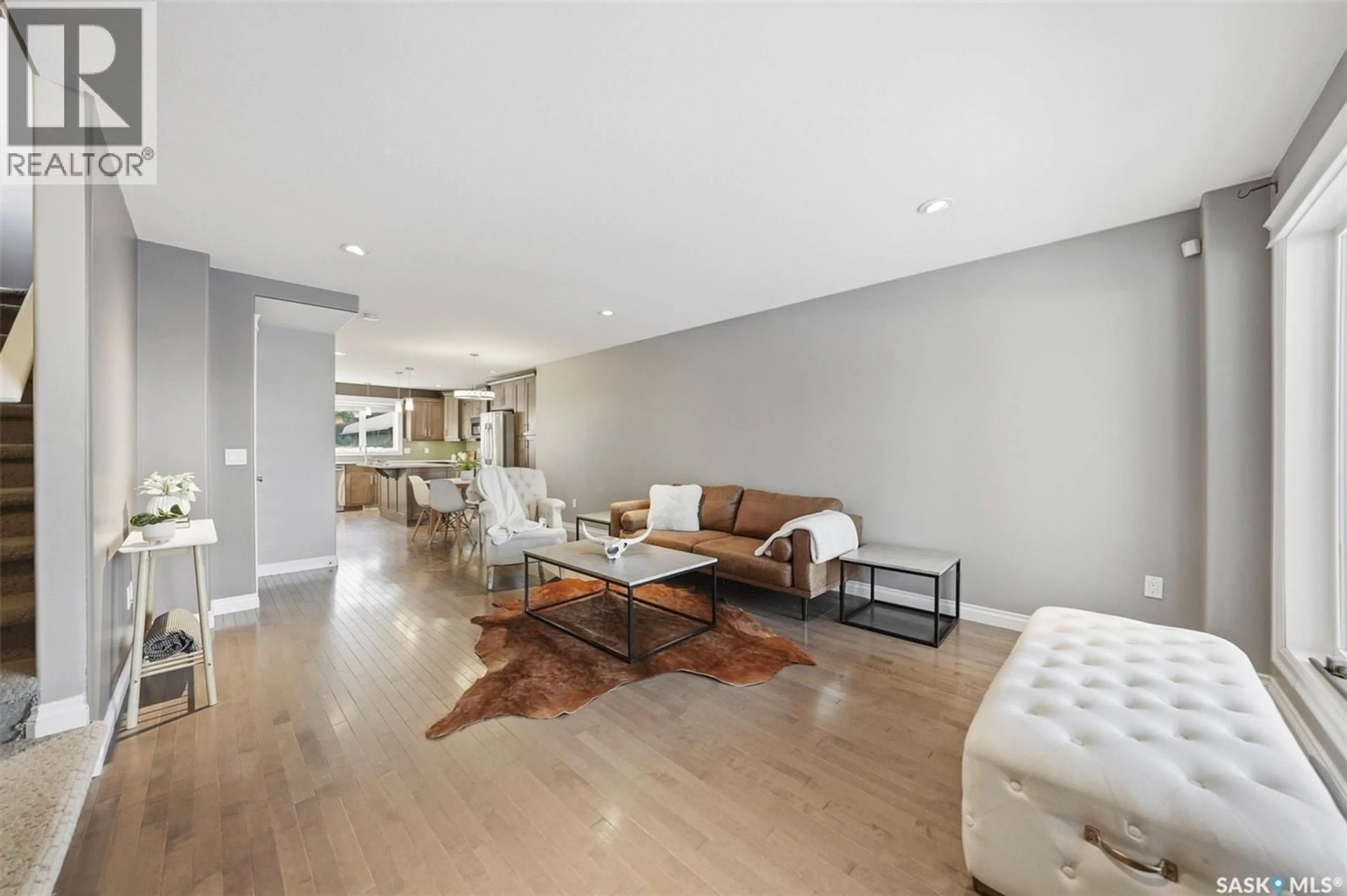 Living room with furniture, unknown for 2129 COY AVENUE, Saskatoon Saskatchewan S7M0J3