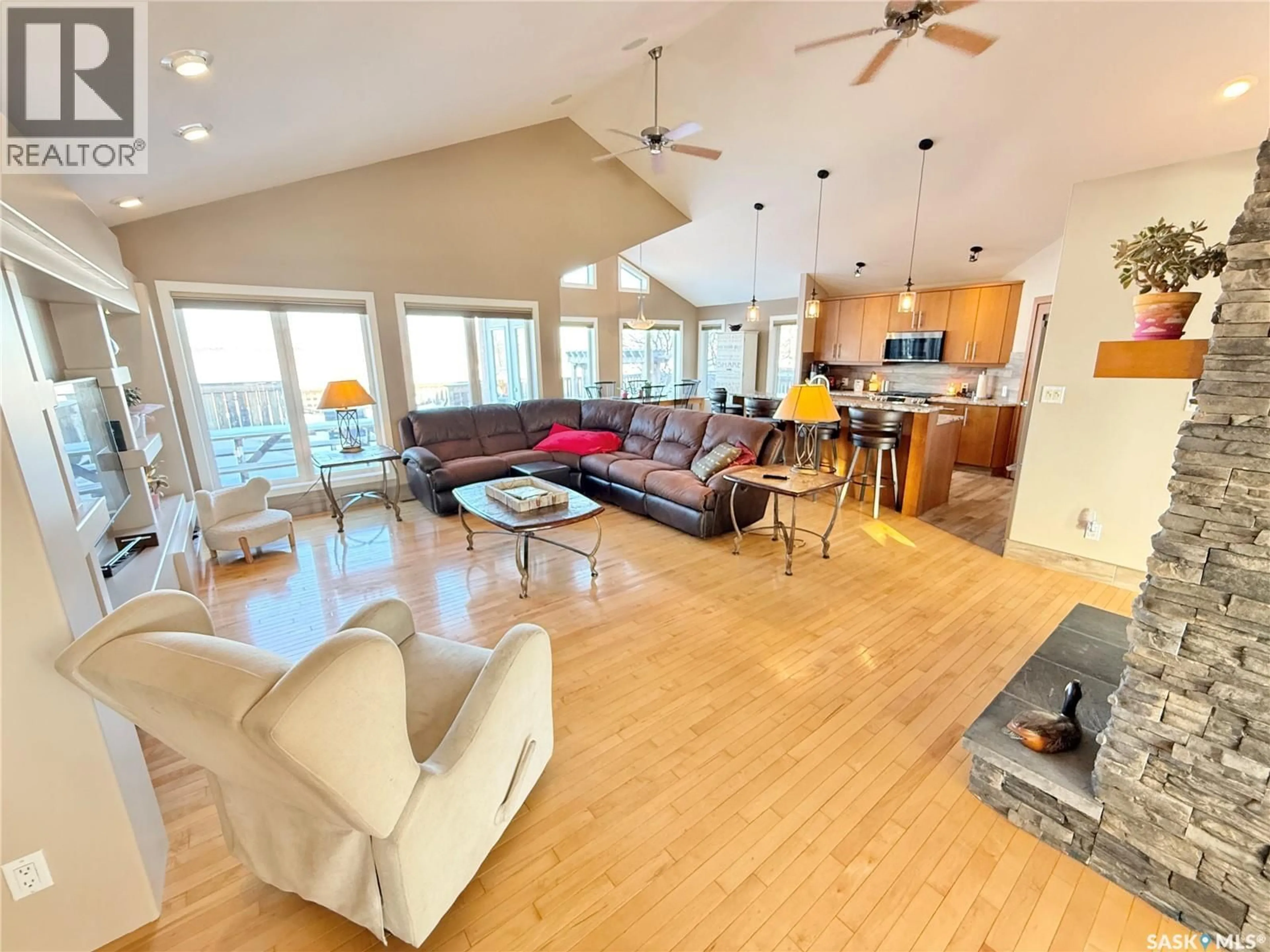 Living room with furniture, unknown for 785 WASHINGTON DRIVE, Weyburn Saskatchewan S4H3C7