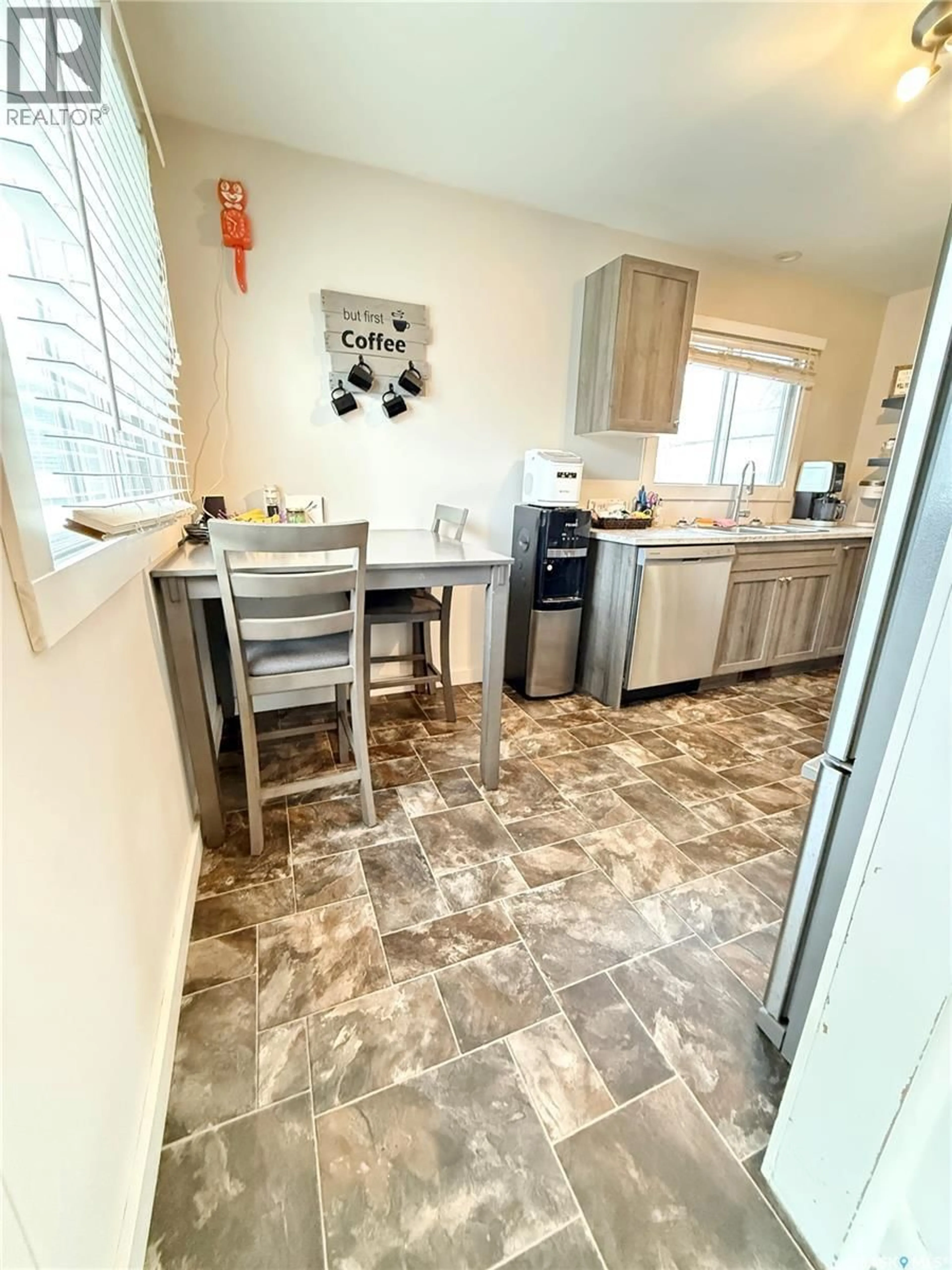 Standard kitchen, unknown for 223 4TH STREET, Weyburn Saskatchewan S4H0Y4