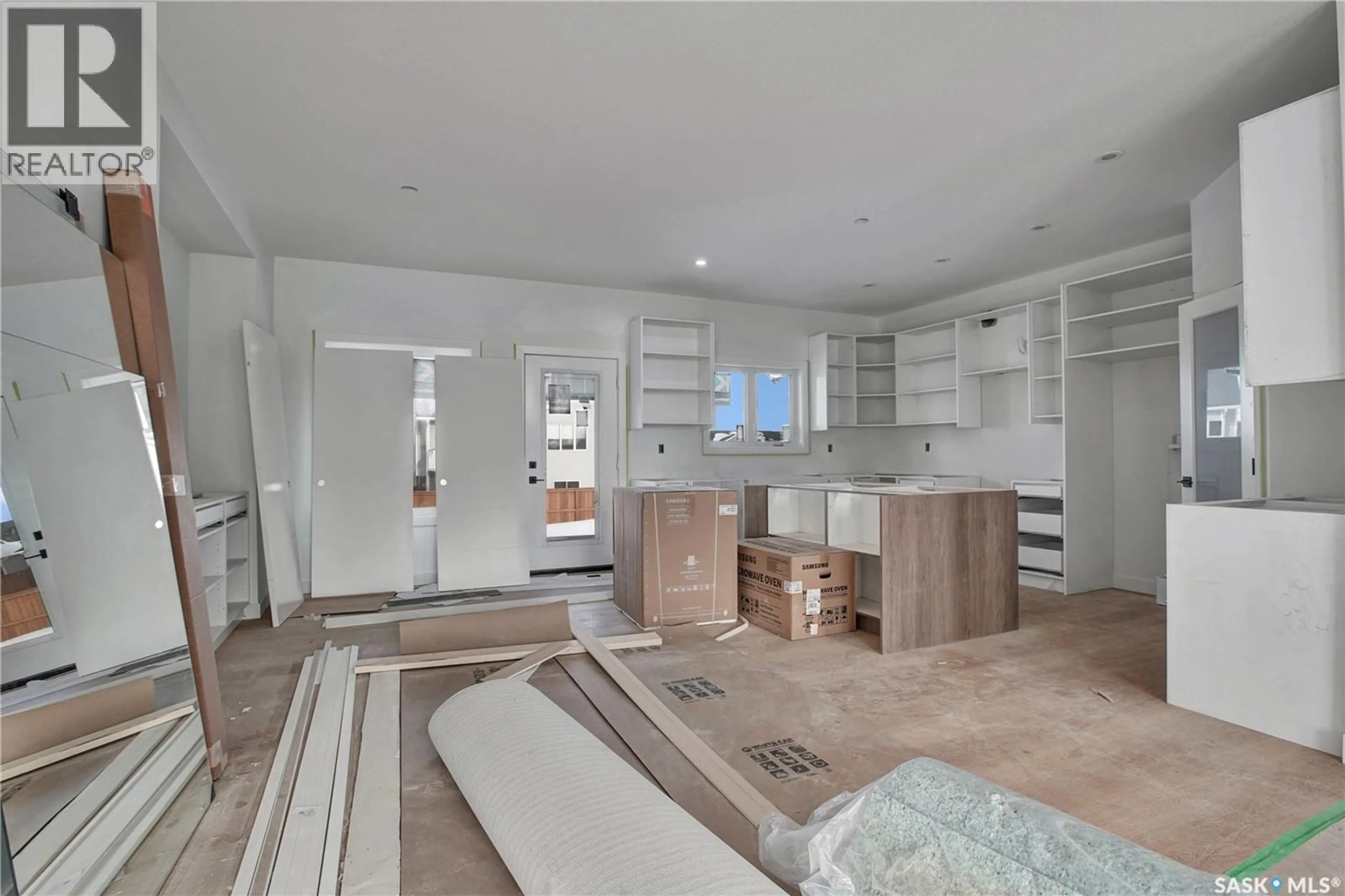 Open concept kitchen, ceramic/tile floor for 722 CASPER CRESCENT, Warman Saskatchewan S0K4S4