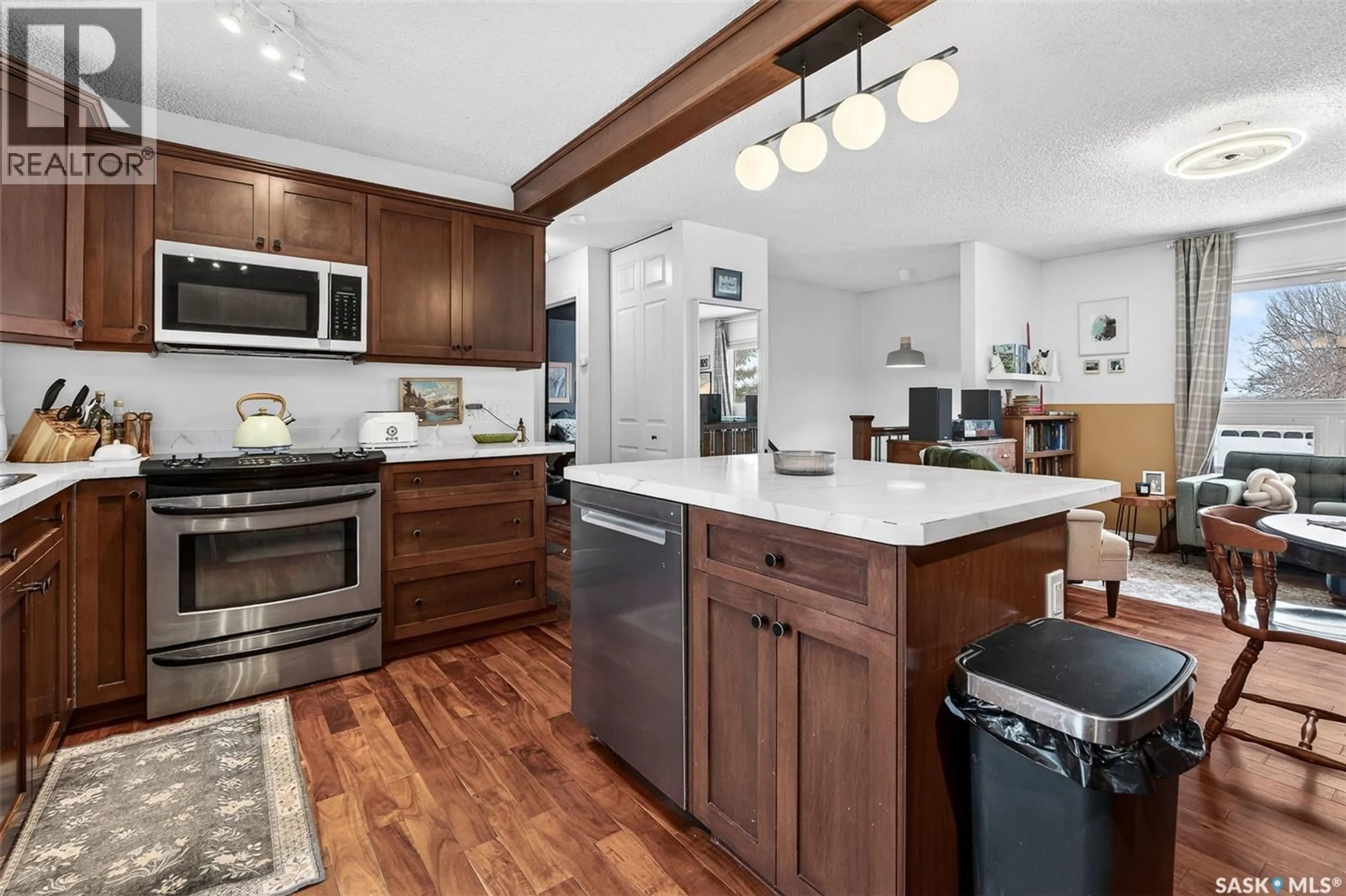 Open concept kitchen, unknown for 1519 GRANDVIEW STREET, Moose Jaw Saskatchewan S6H6R4