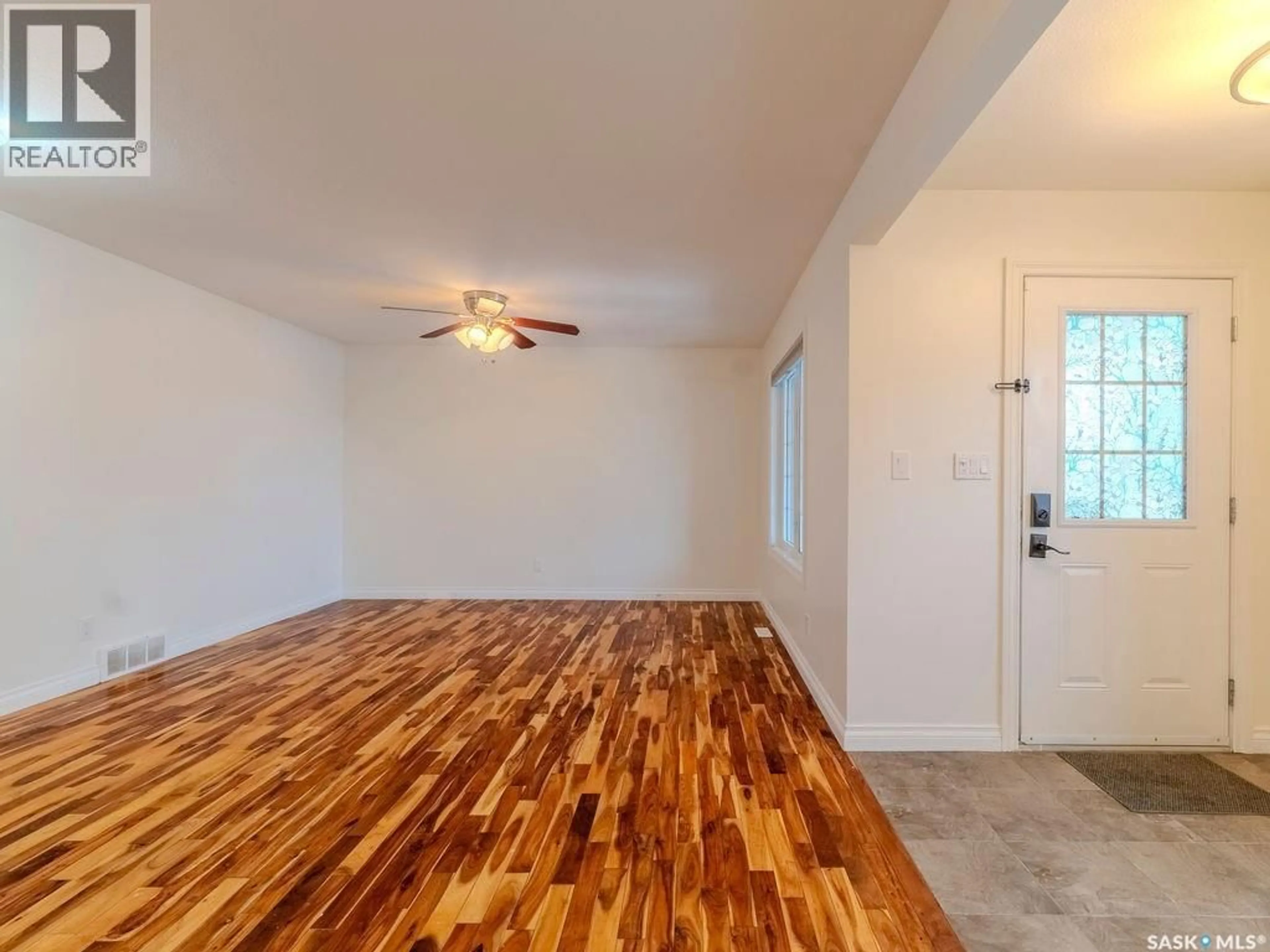 A pic of a room for N - 1804 1ST AVENUE, Saskatoon Saskatchewan S7K1Z8