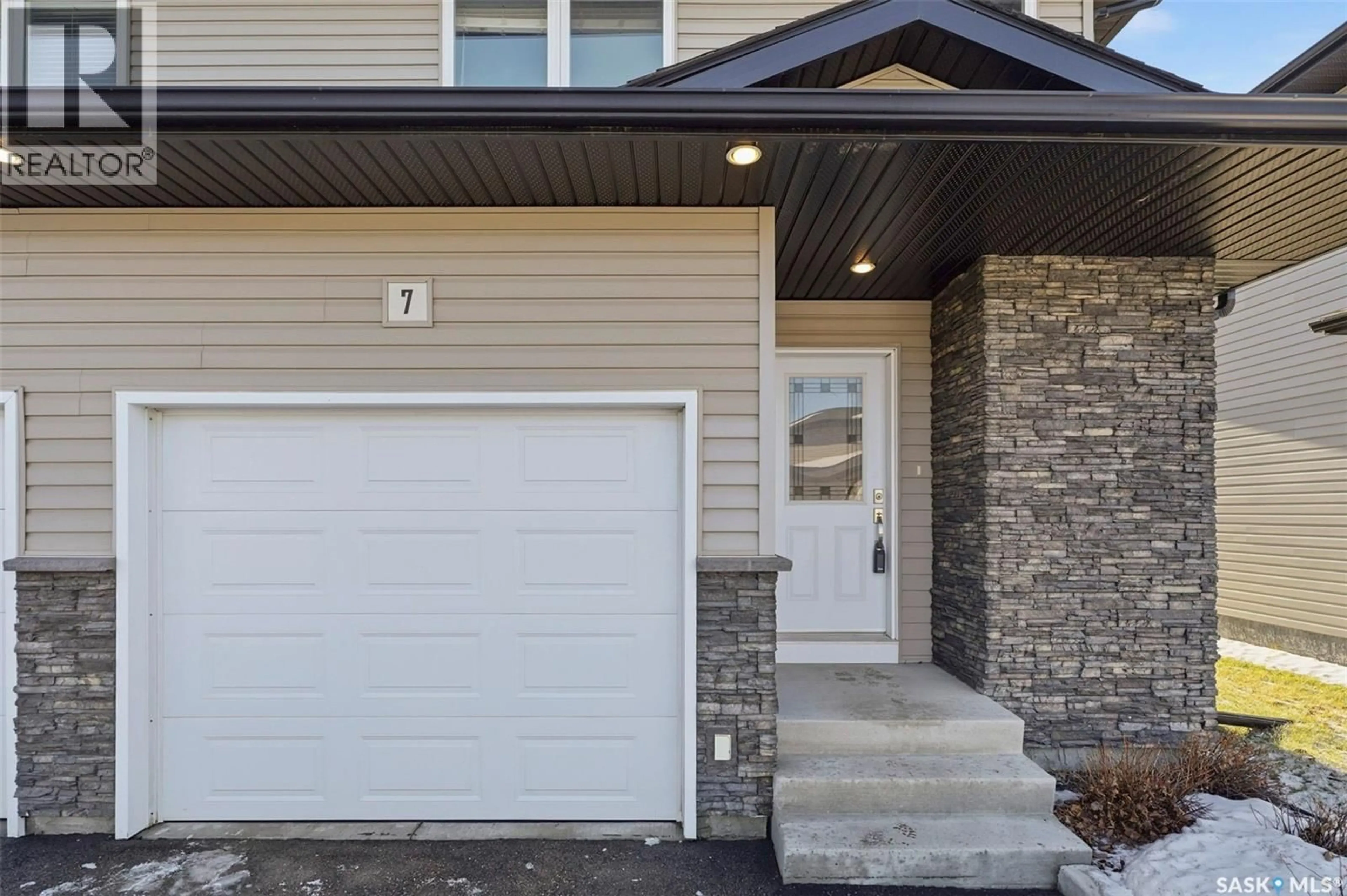 Unknown for 7 DAWSON CRESCENT, Saskatoon Saskatchewan S7R0K1