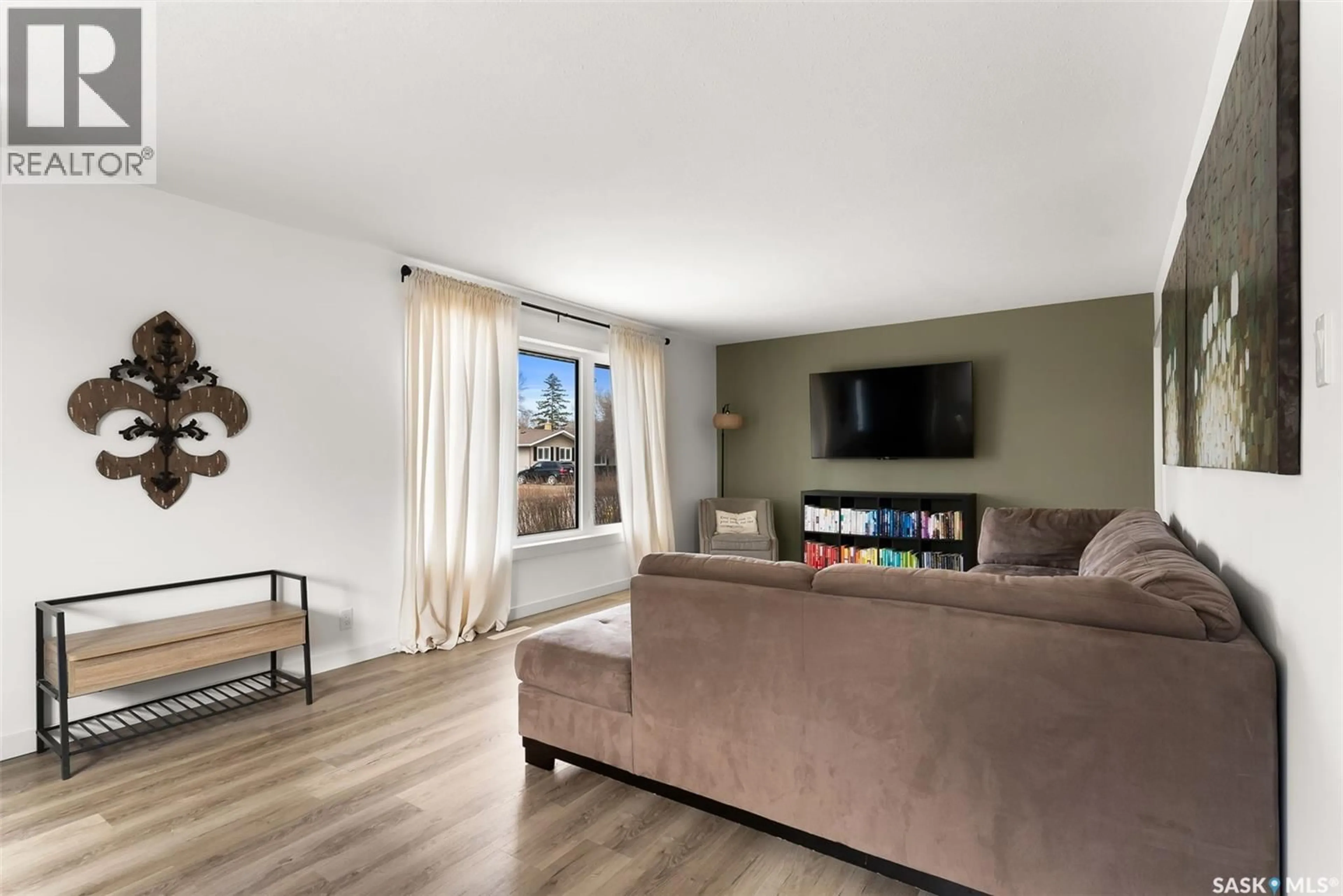 Living room with furniture, unknown for 73 COLDWELL ROAD, Regina Saskatchewan S4R4K4