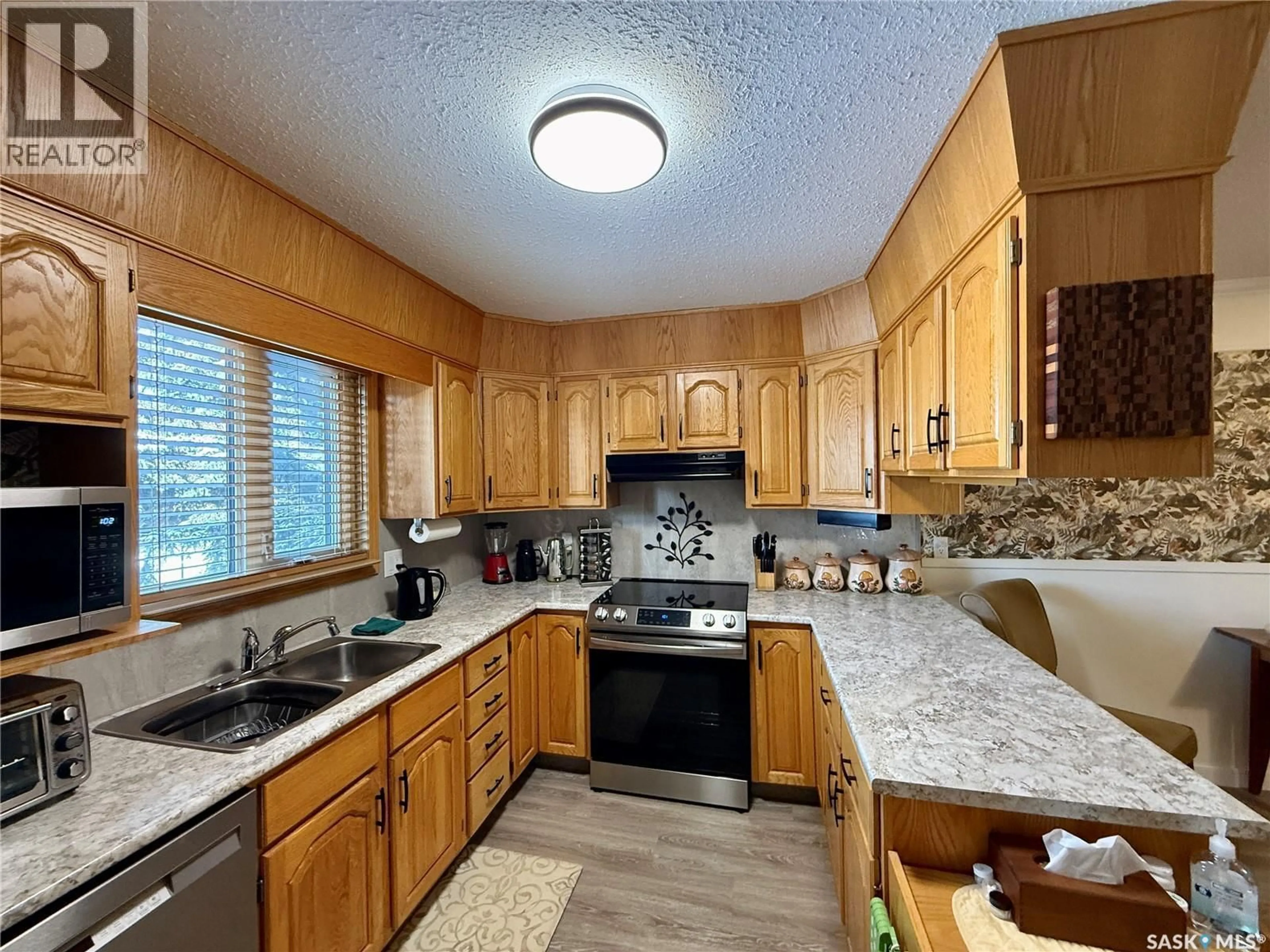 Unknown for 103 2013 ARLINGTON AVENUE, Saskatoon Saskatchewan S7J2H6