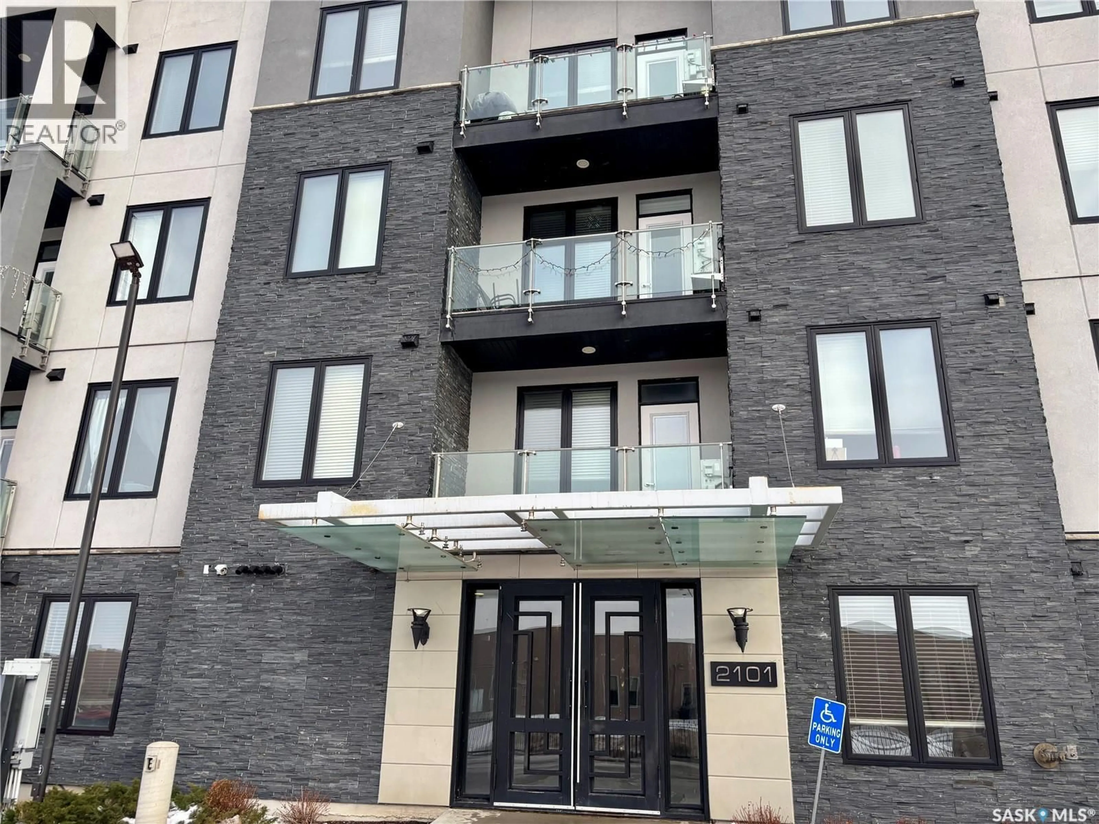 Unknown for 203 - 2101 HESELTINE ROAD, Regina Saskatchewan S4V3H1