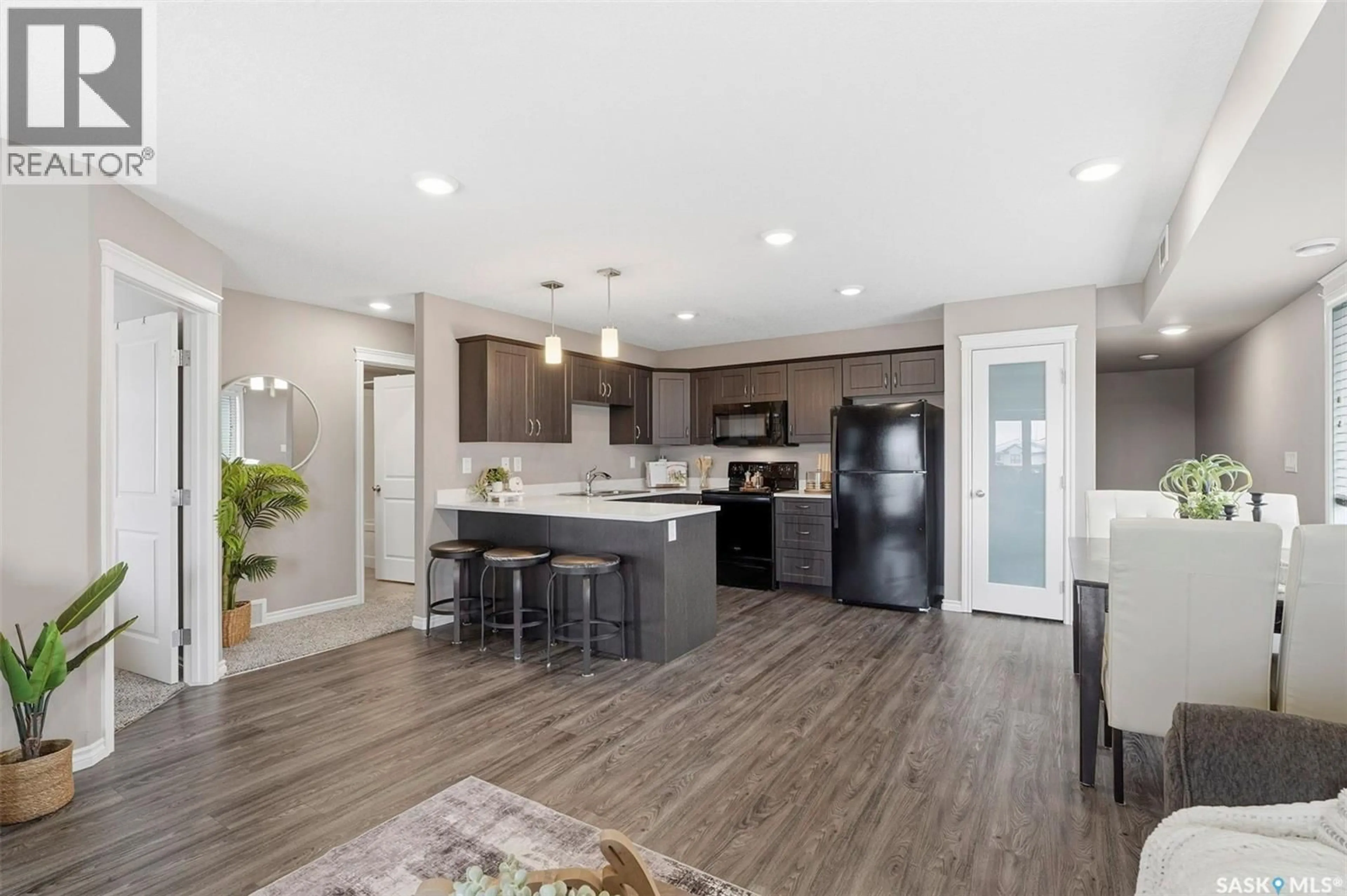 Open concept kitchen, unknown for 507 110 AKHTAR BEND, Saskatoon Saskatchewan S7W0Y9
