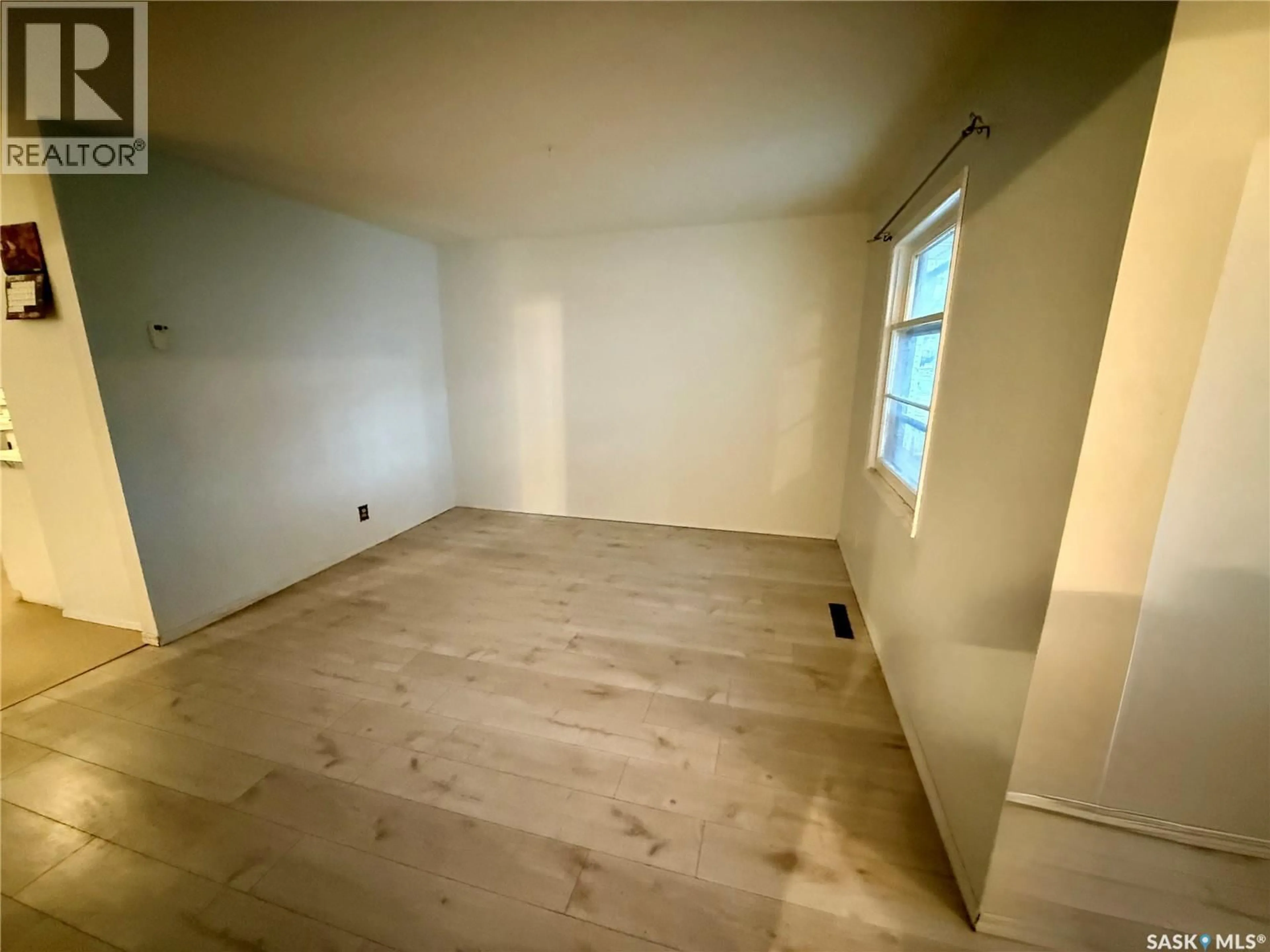 A pic of a room for 1140 COTEAU STREET, Moose Jaw Saskatchewan S6H5G6