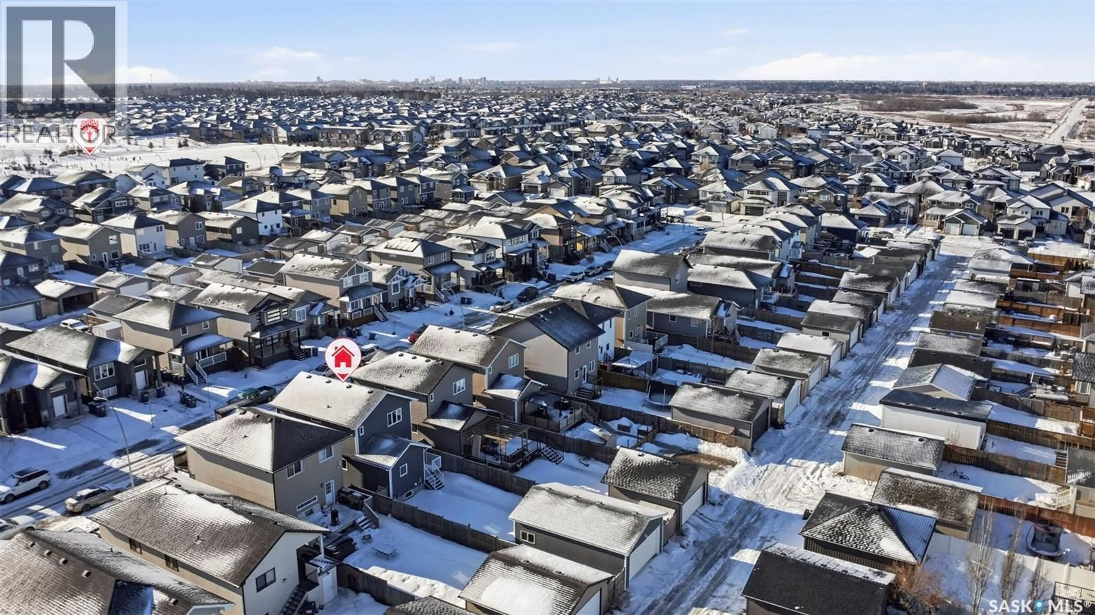 A pic from outside/outdoor area/front of a property/back of a property/a pic from drone, street for 462 KLOPPENBURG STREET, Saskatoon Saskatchewan S7W0N7