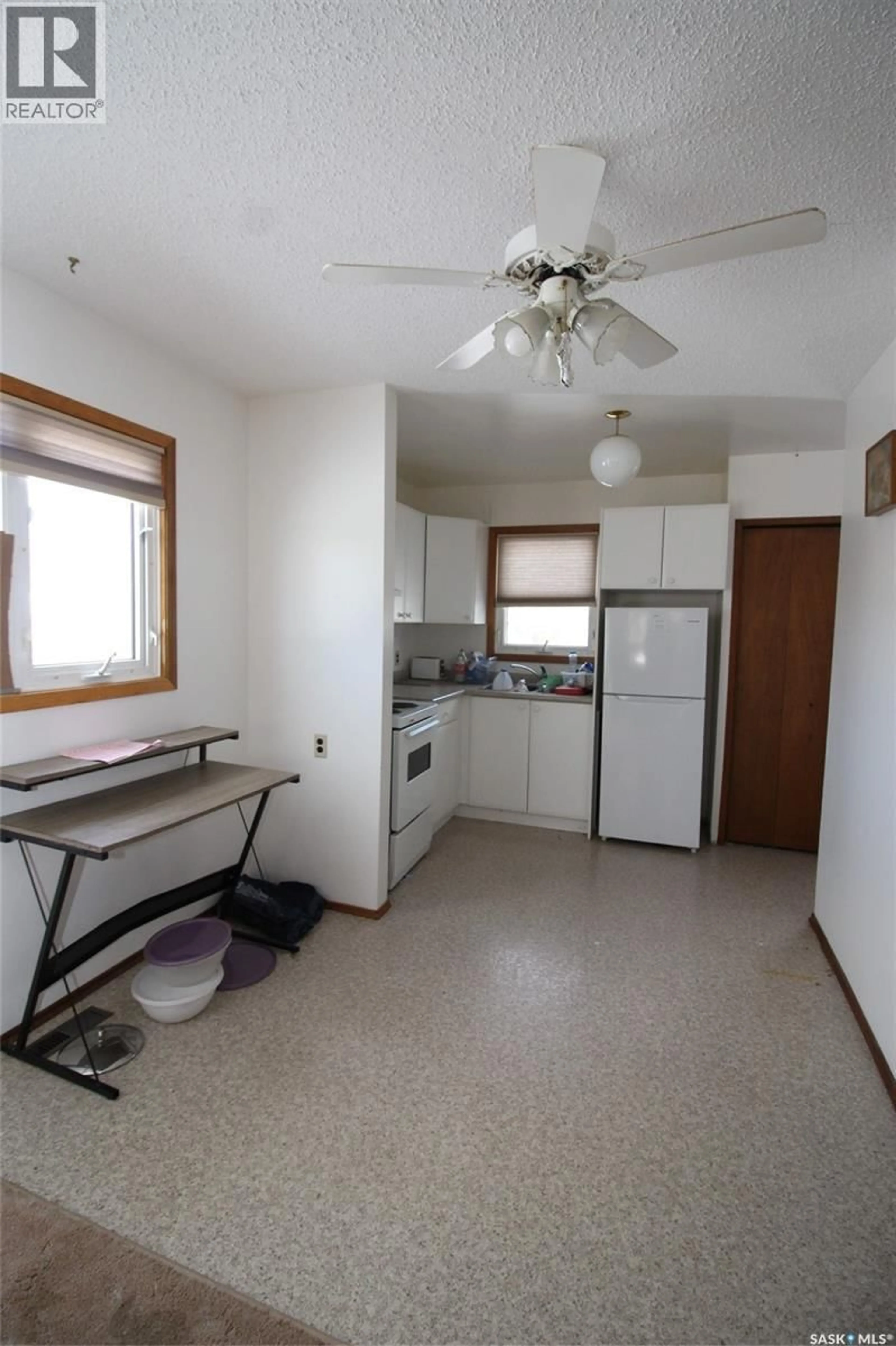 Unknown for 101-107 2ND AVENUE, Climax Saskatchewan S0N0N0