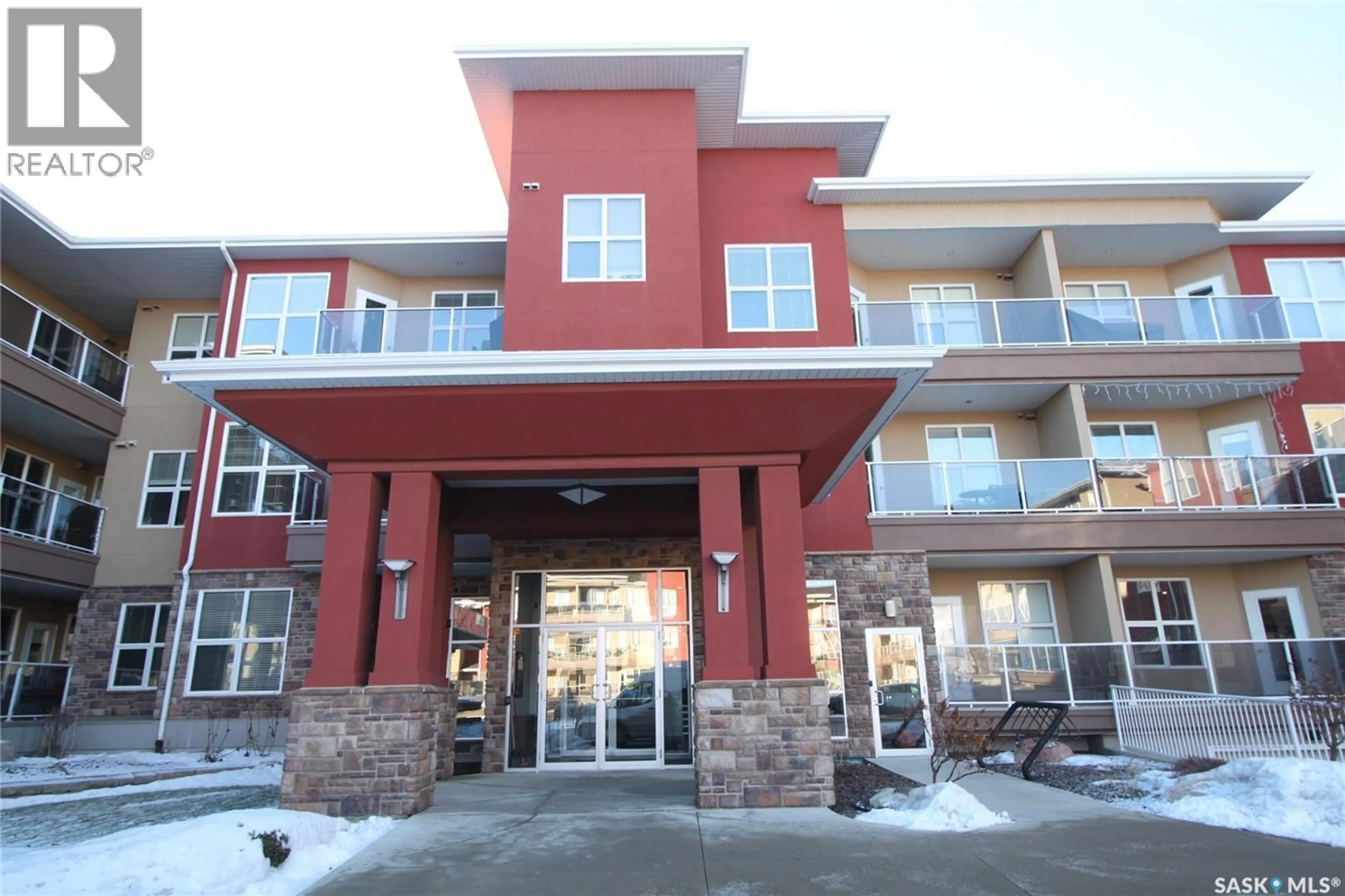 Indoor foyer for 1035 - 317 MOSS AVENUE, Saskatoon Saskatchewan S7H2E5