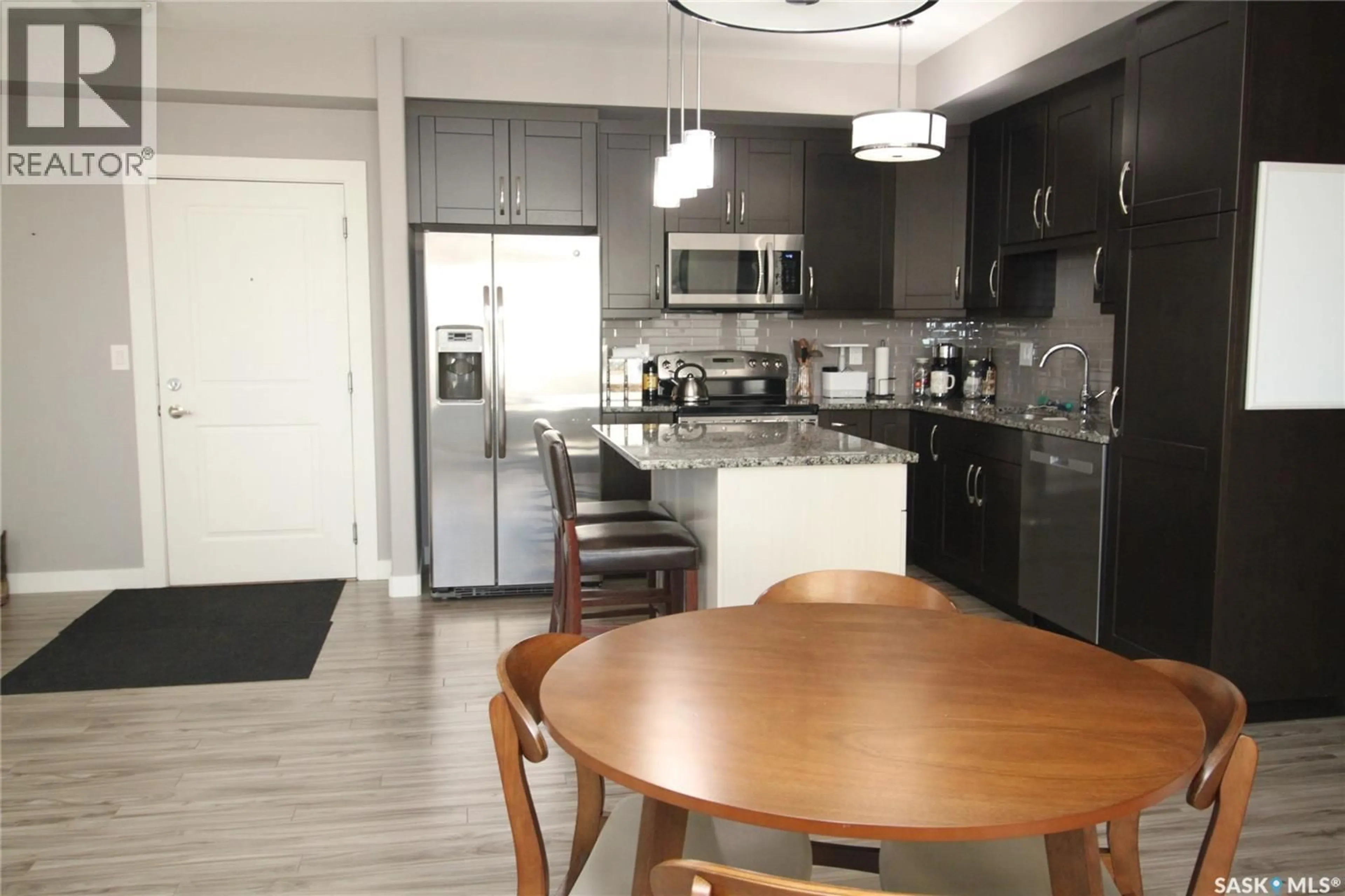 Open concept kitchen, unknown for 1035 - 317 MOSS AVENUE, Saskatoon Saskatchewan S7H2E5