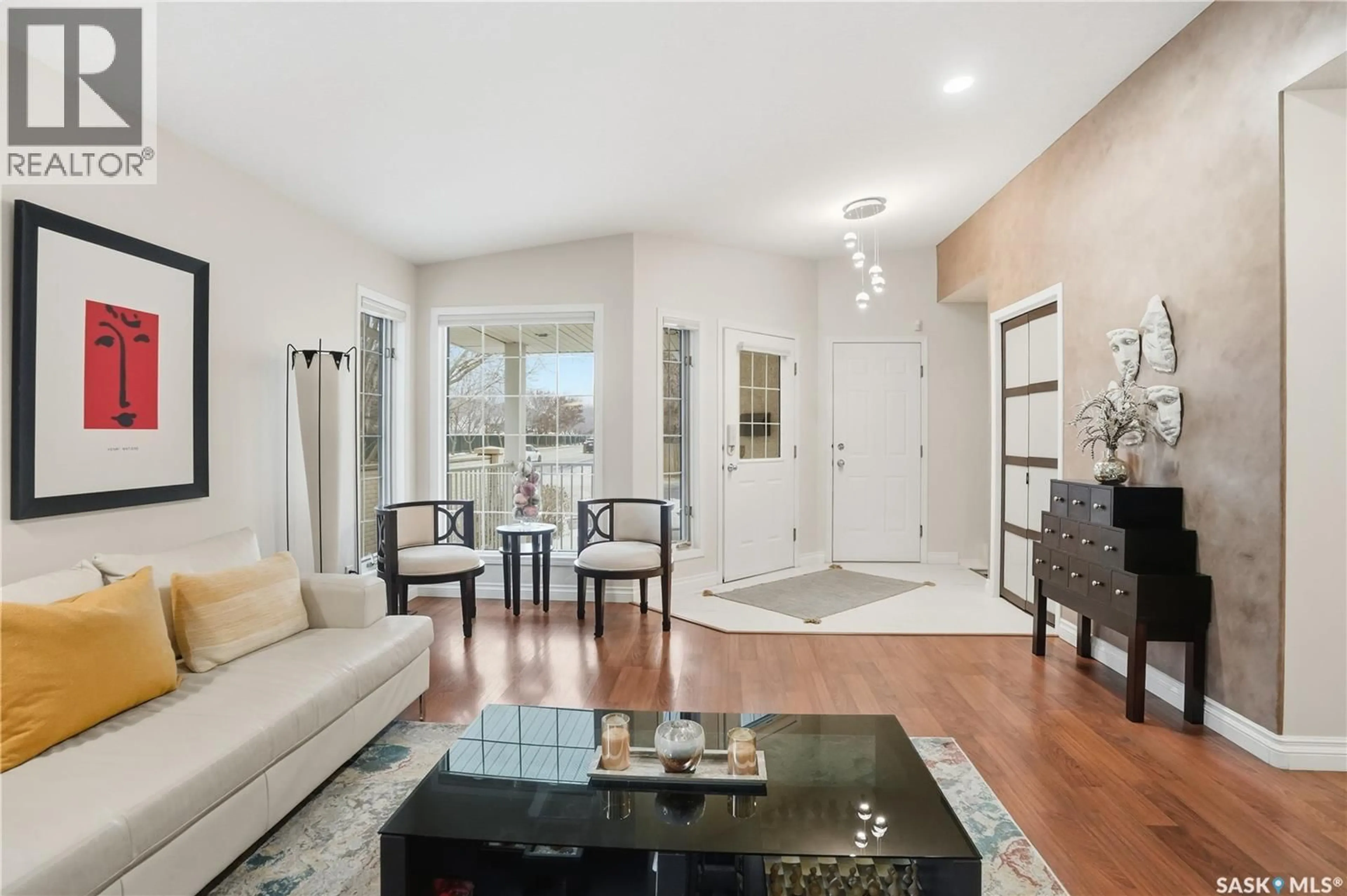 Living room with furniture, unknown for 2804 ST ANDREWS ROAD, Regina Saskatchewan S4V2Z9