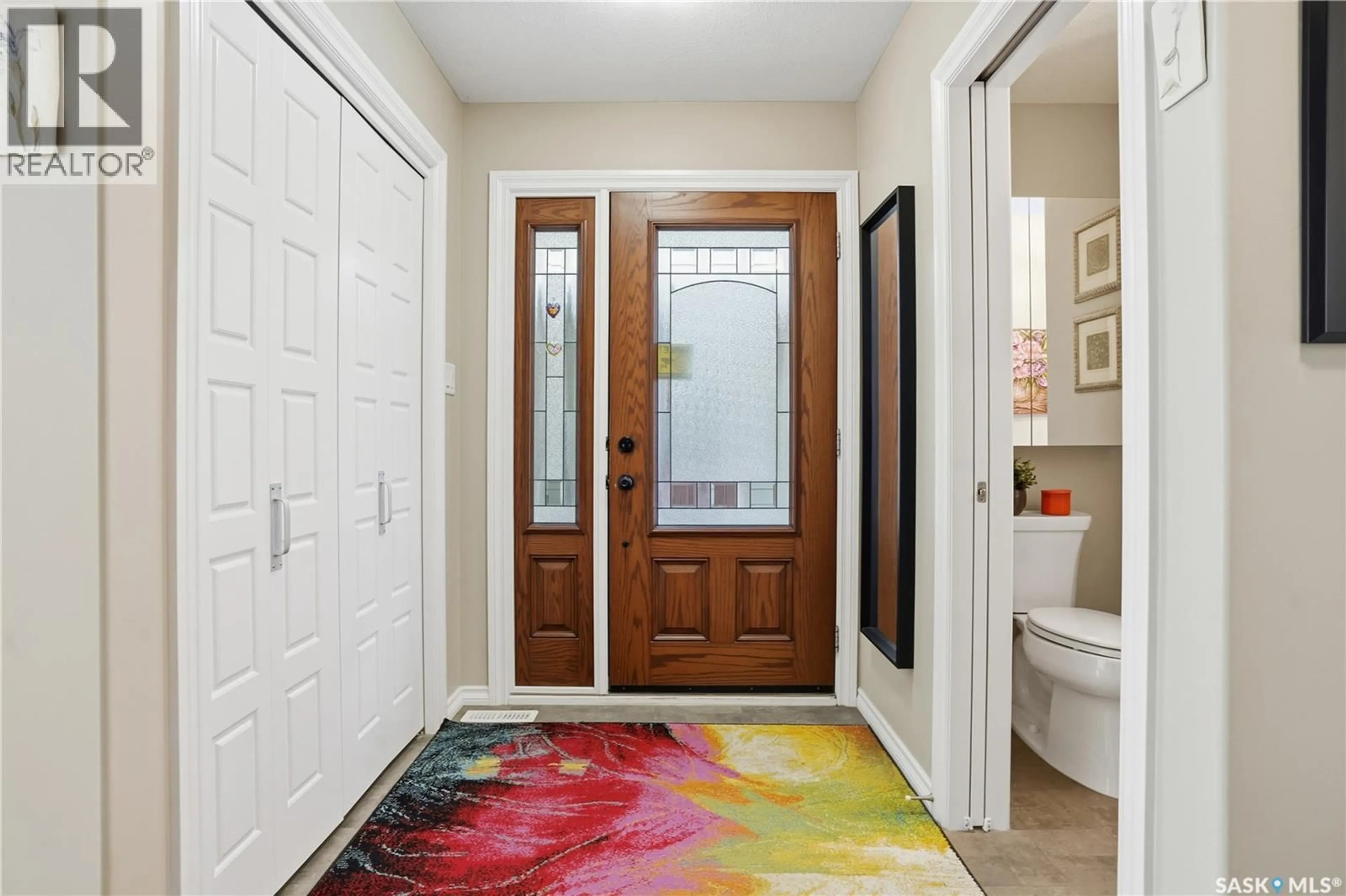 Indoor entryway for 4000 - 341 SANDHILL CRESCENT, Regina Saskatchewan S4V3N4