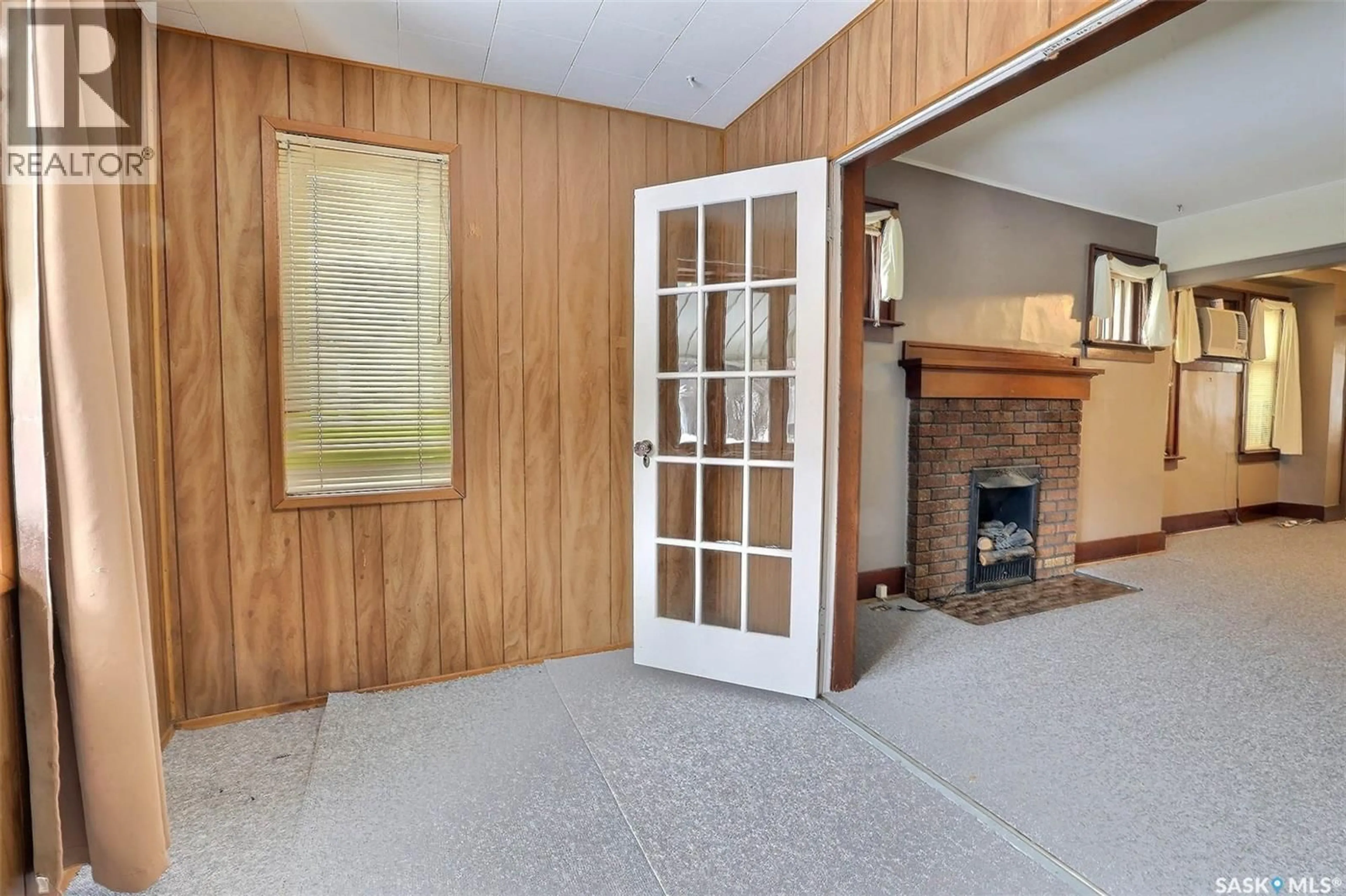 Unknown for 2041 MCTAVISH STREET, Regina Saskatchewan S4T3W8