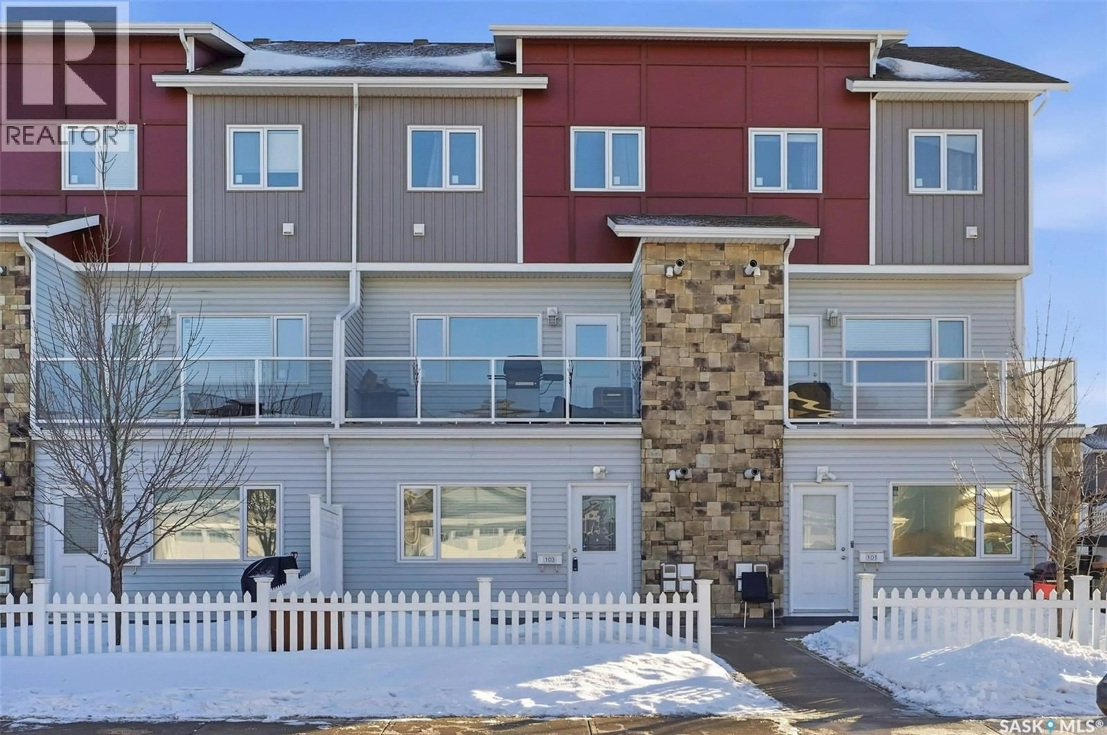 Unknown for 103 225 HASSARD CLOSE, Saskatoon Saskatchewan S7L2W8