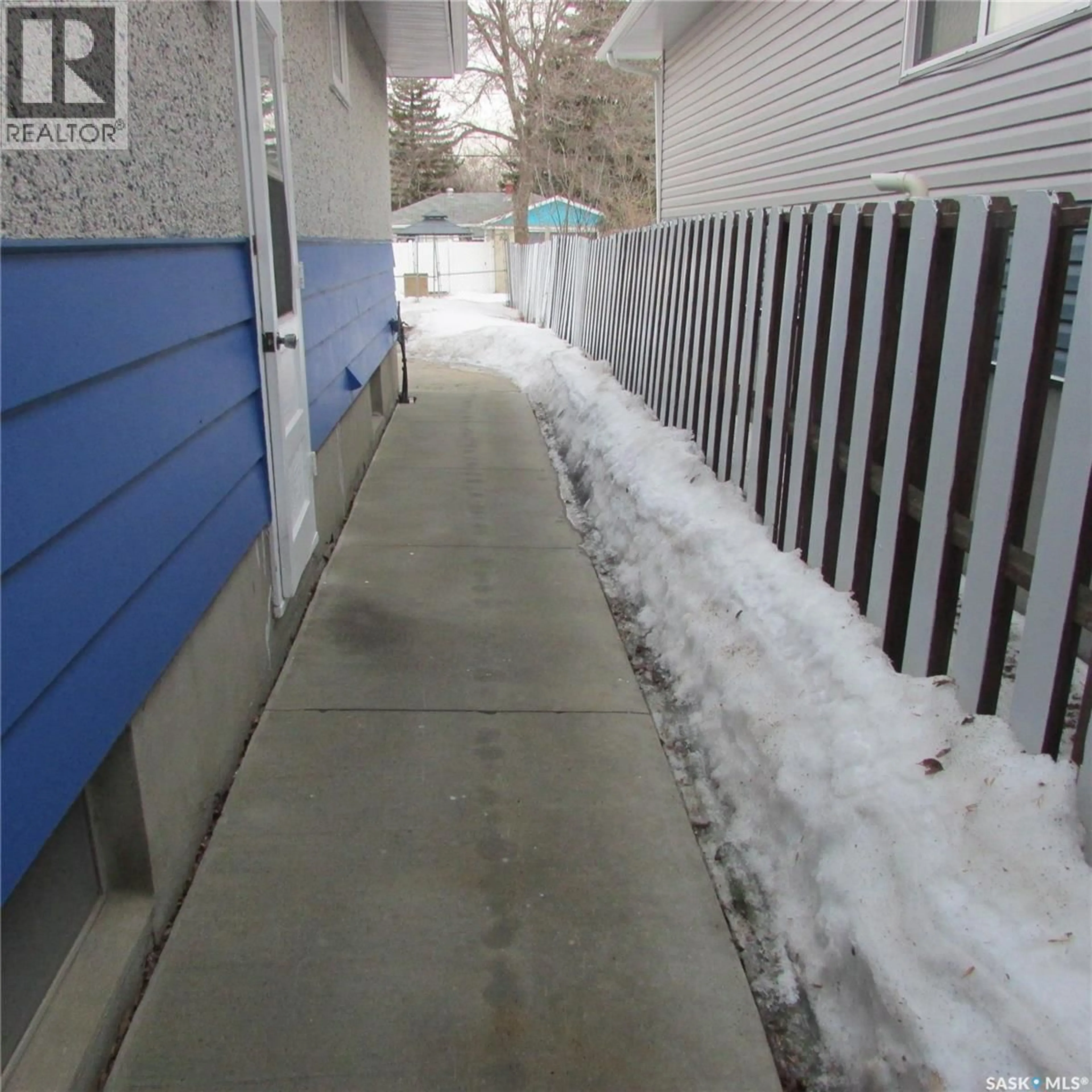 Unknown for 139 SMITH STREET, Regina Saskatchewan S4R3B3