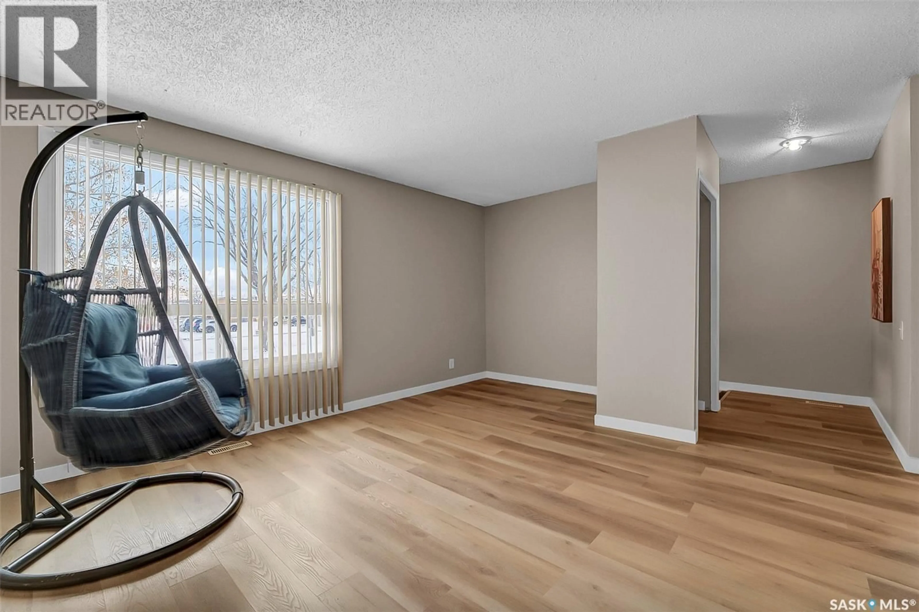 A pic of a room for 1627-1629 B AVENUE, Saskatoon Saskatchewan S7L1H2