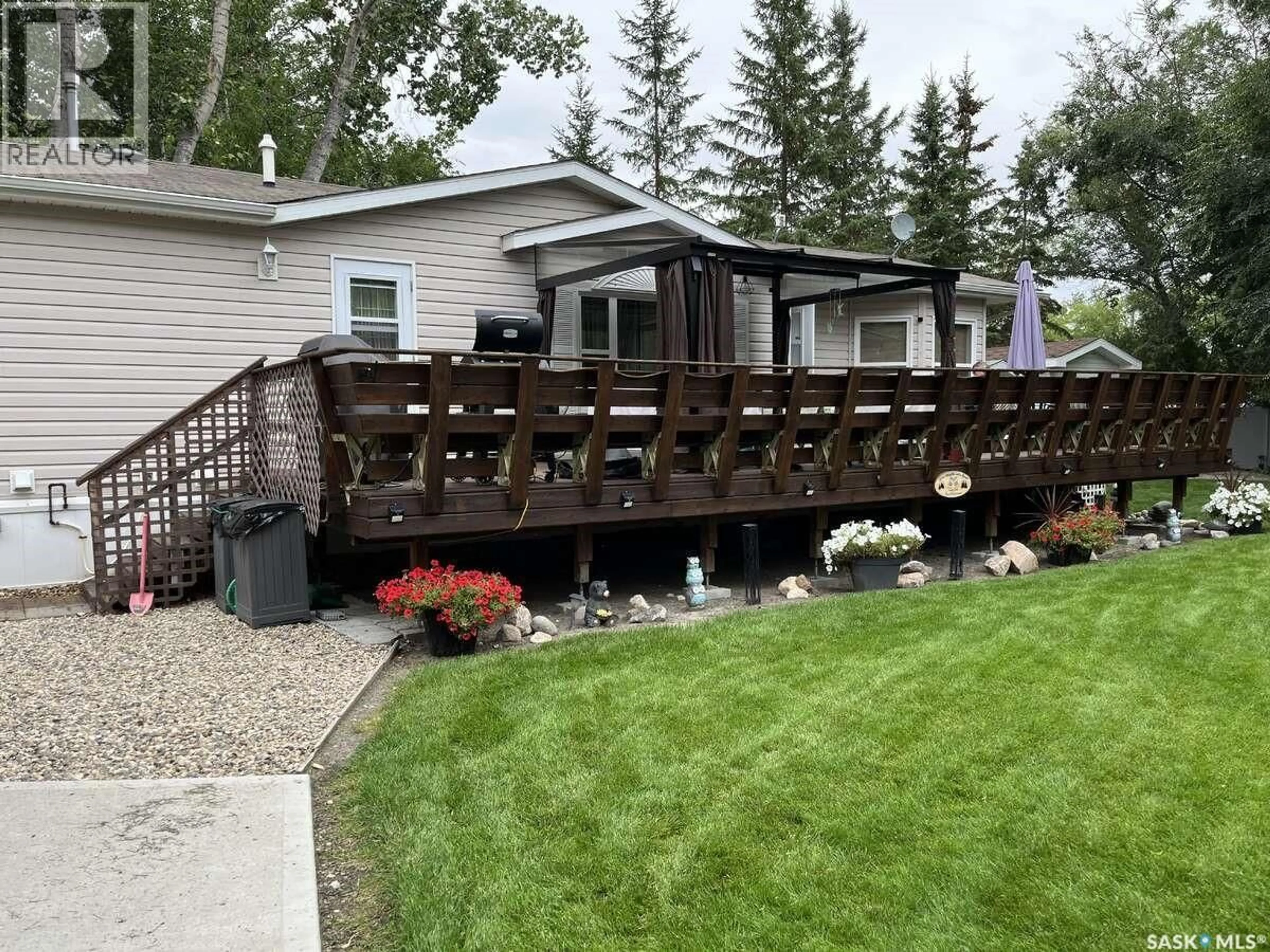 Patio, unknown for 113 MINNOW CRESCENT, Island View Saskatchewan S0G0L0