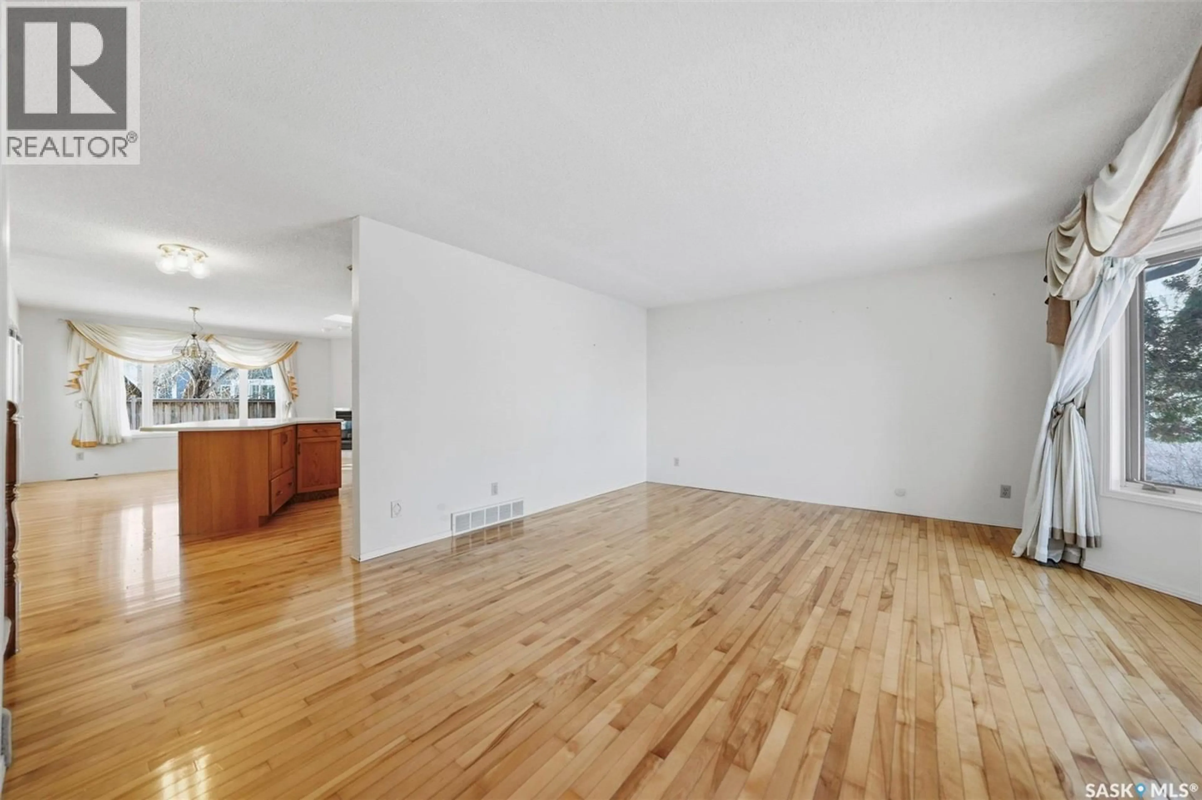 A pic of a room for 110 COWLEY ROAD, Saskatoon Saskatchewan S7N3Z5