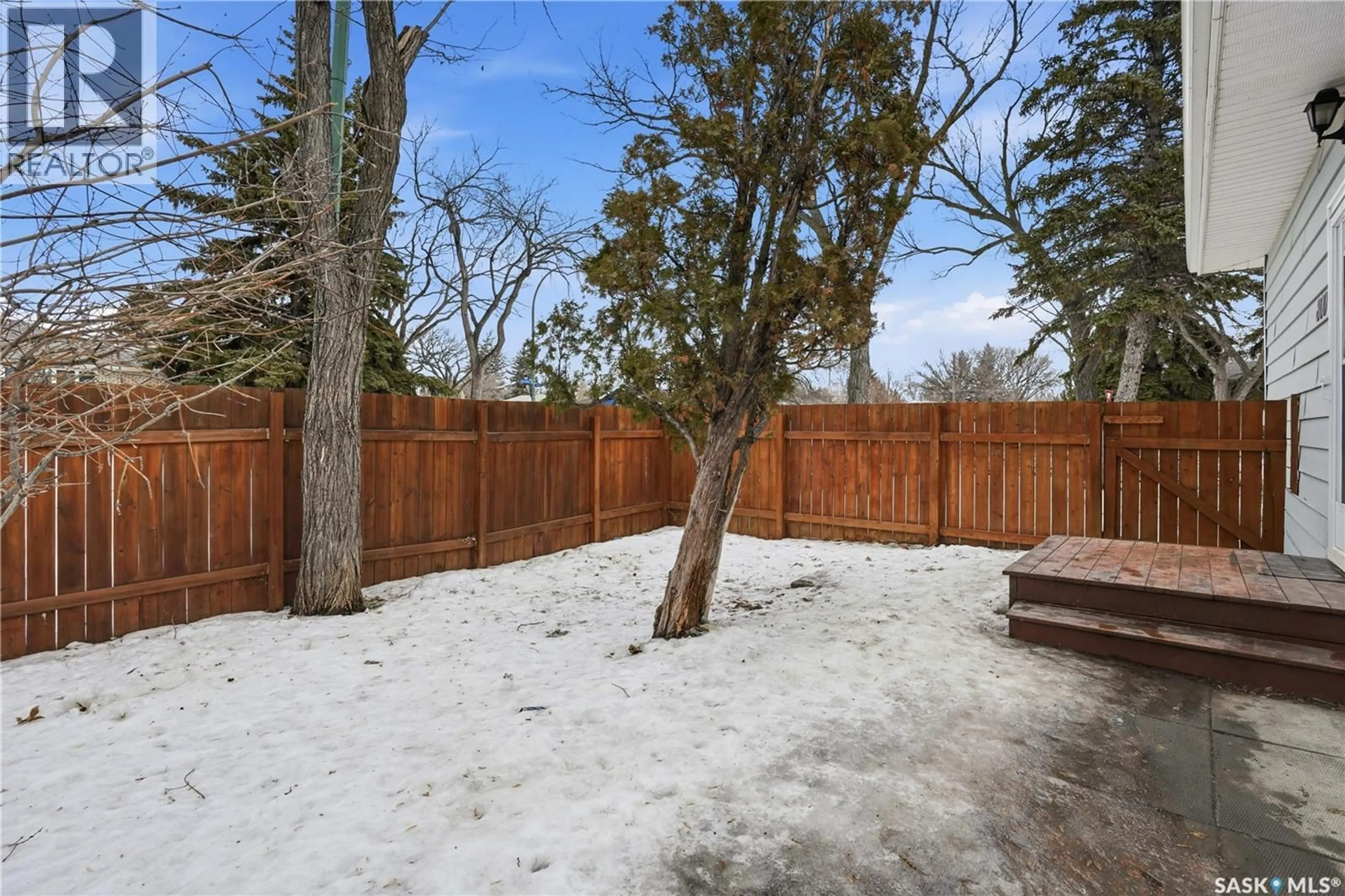Patio, forest/trees view for 800 ROYAL STREET, Regina Saskatchewan S4T4Z4