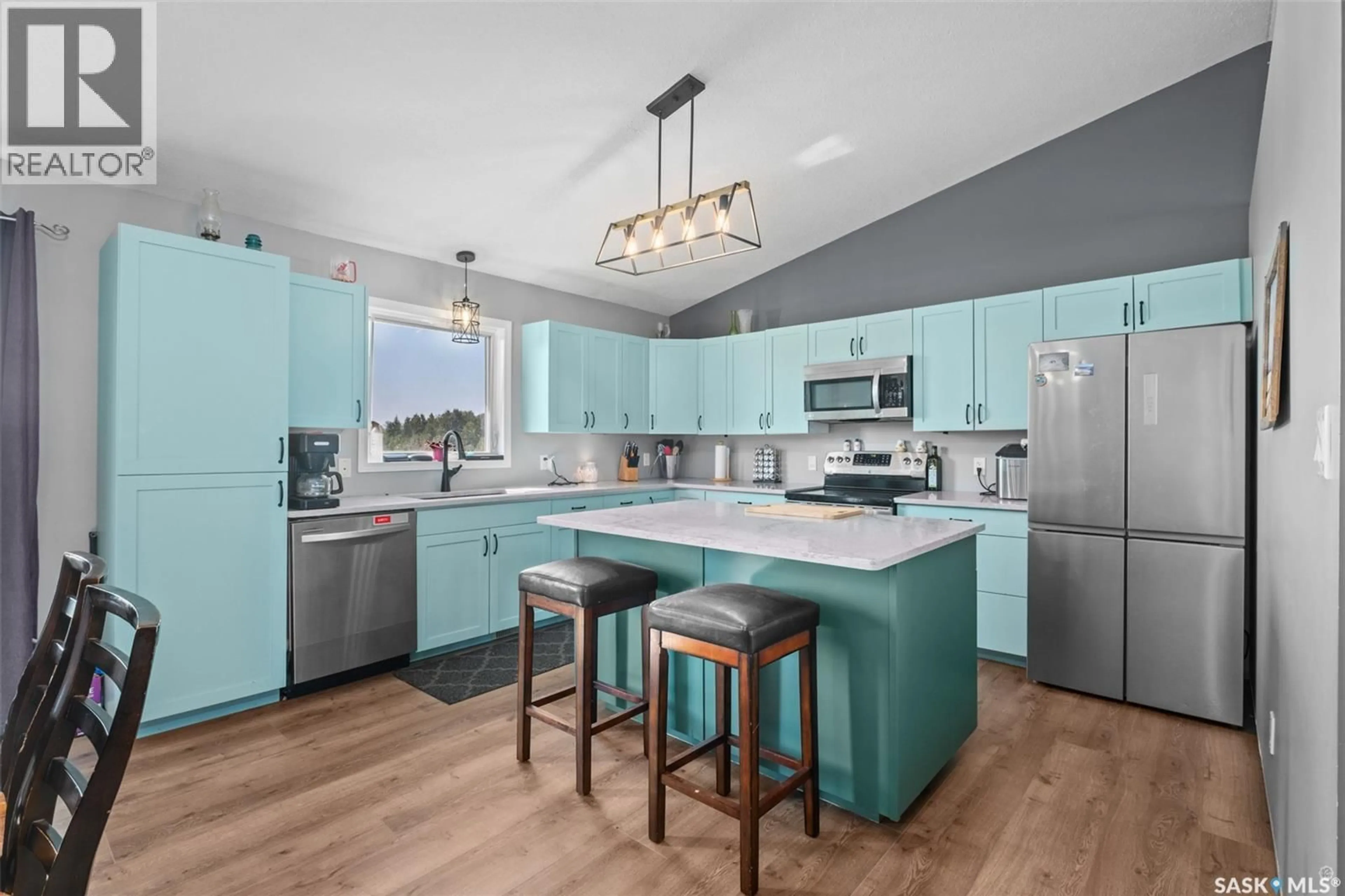 Open concept kitchen, unknown for BUCKLAND ACREAGE, Buckland Rm No. 491 Saskatchewan S0J2N0