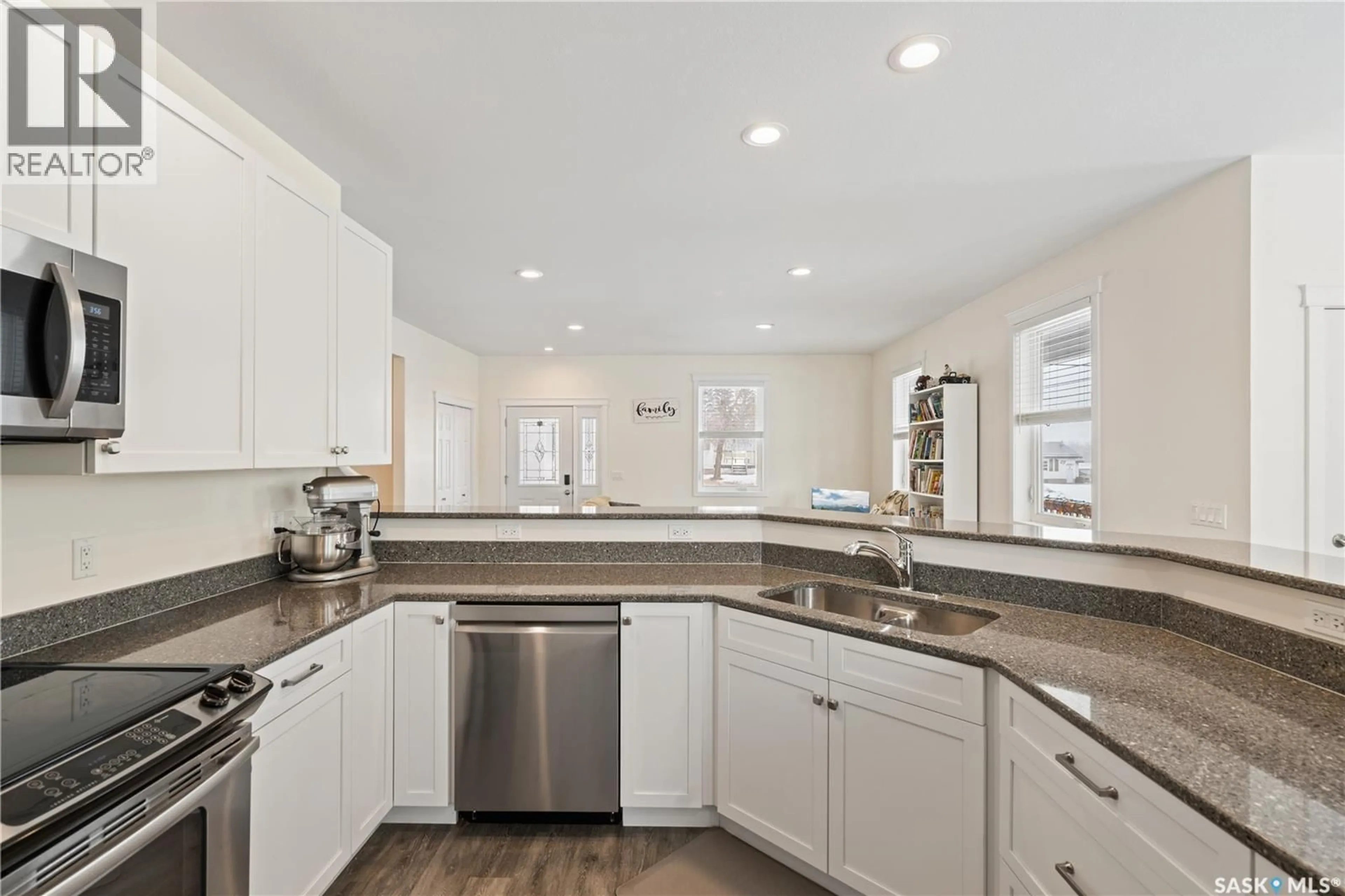 Open concept kitchen, ceramic/tile floor for 190 1ST STREET, Pierceland Saskatchewan S0M2K0