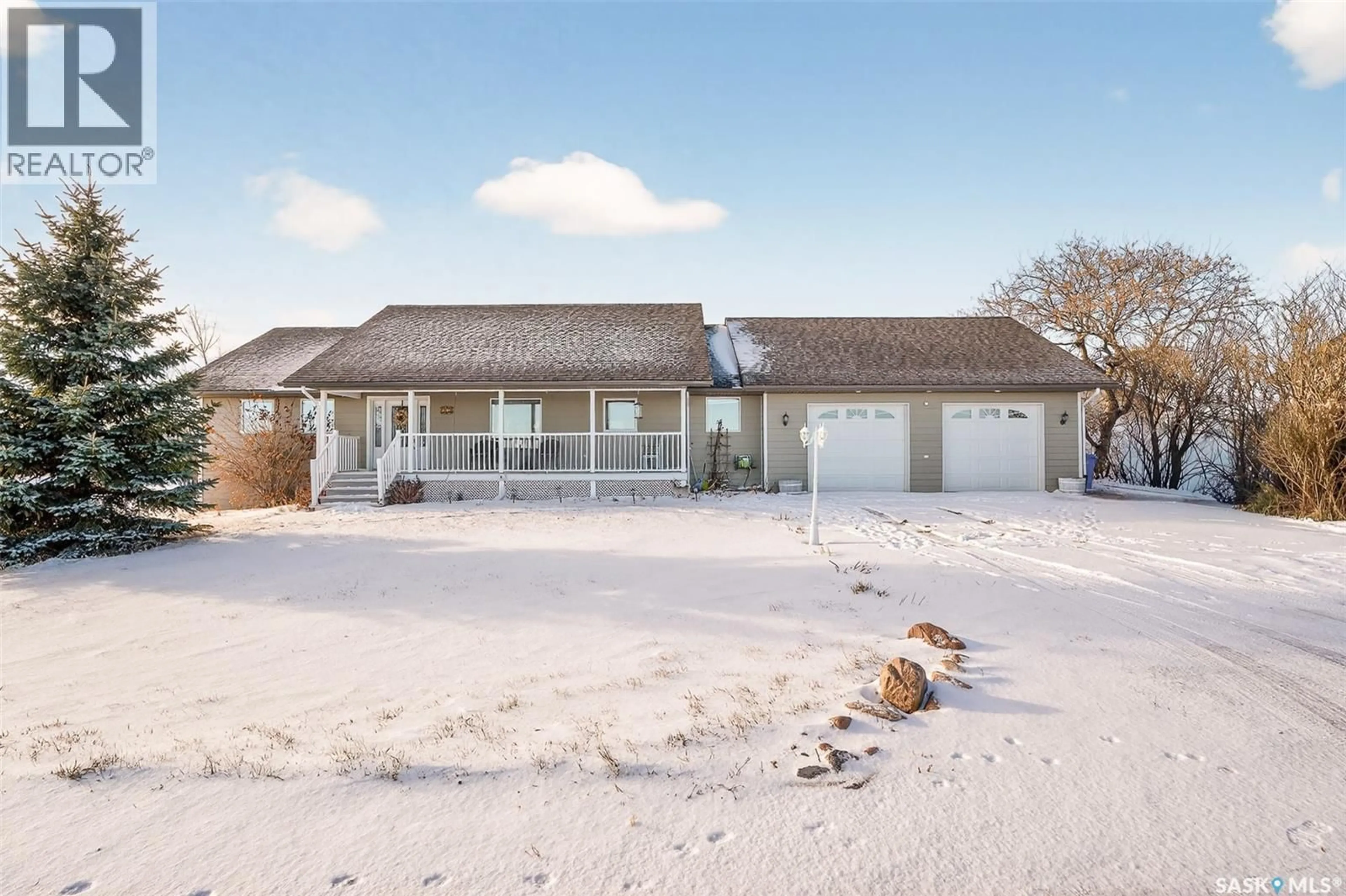 A pic from outside/outdoor area/front of a property/back of a property/a pic from drone, unknown for 312 MICHAEL STREET, Mortlach Saskatchewan S0H3E0
