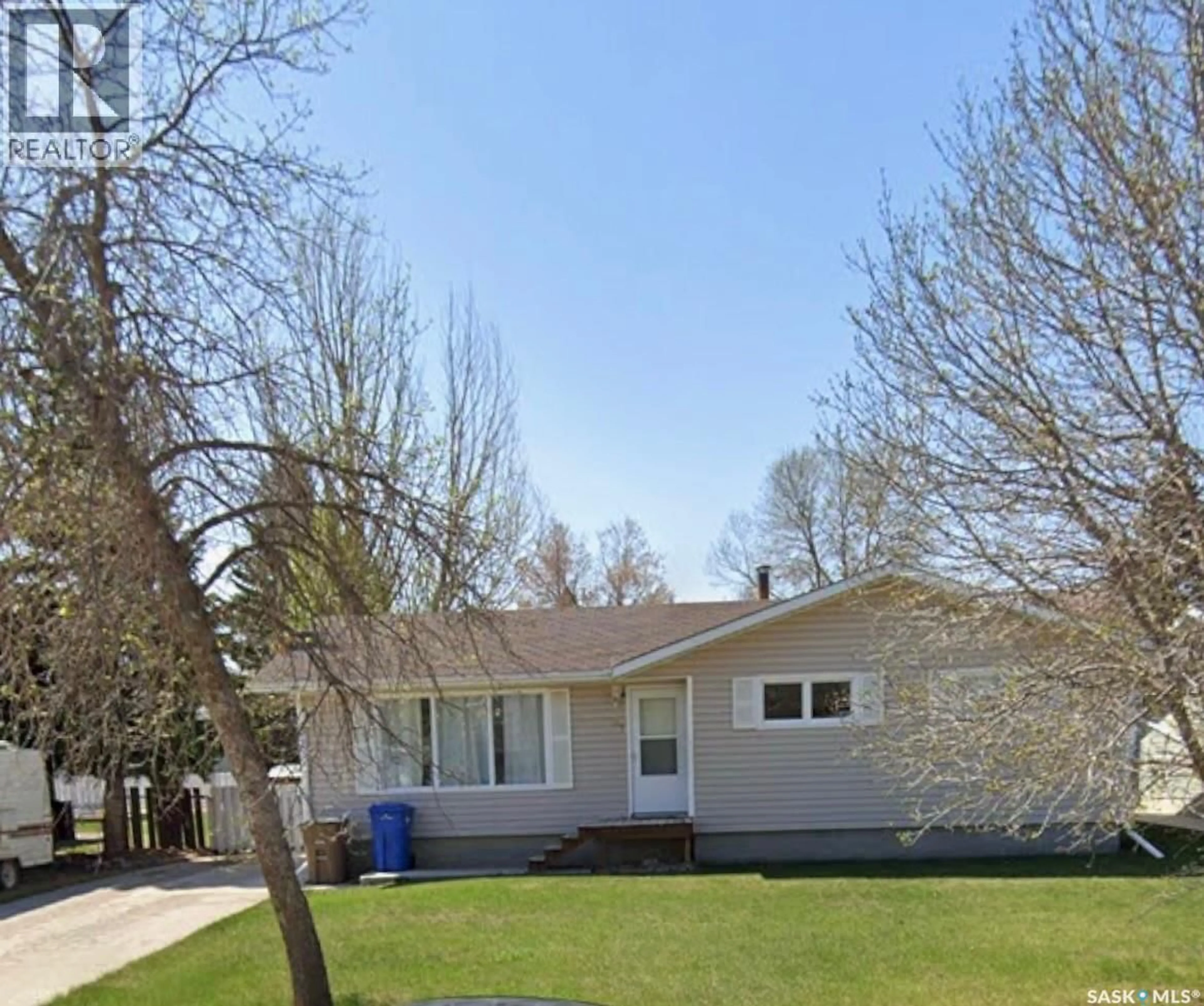 Unknown for 405 PARK AVENUE, Melfort Saskatchewan S0E1A0