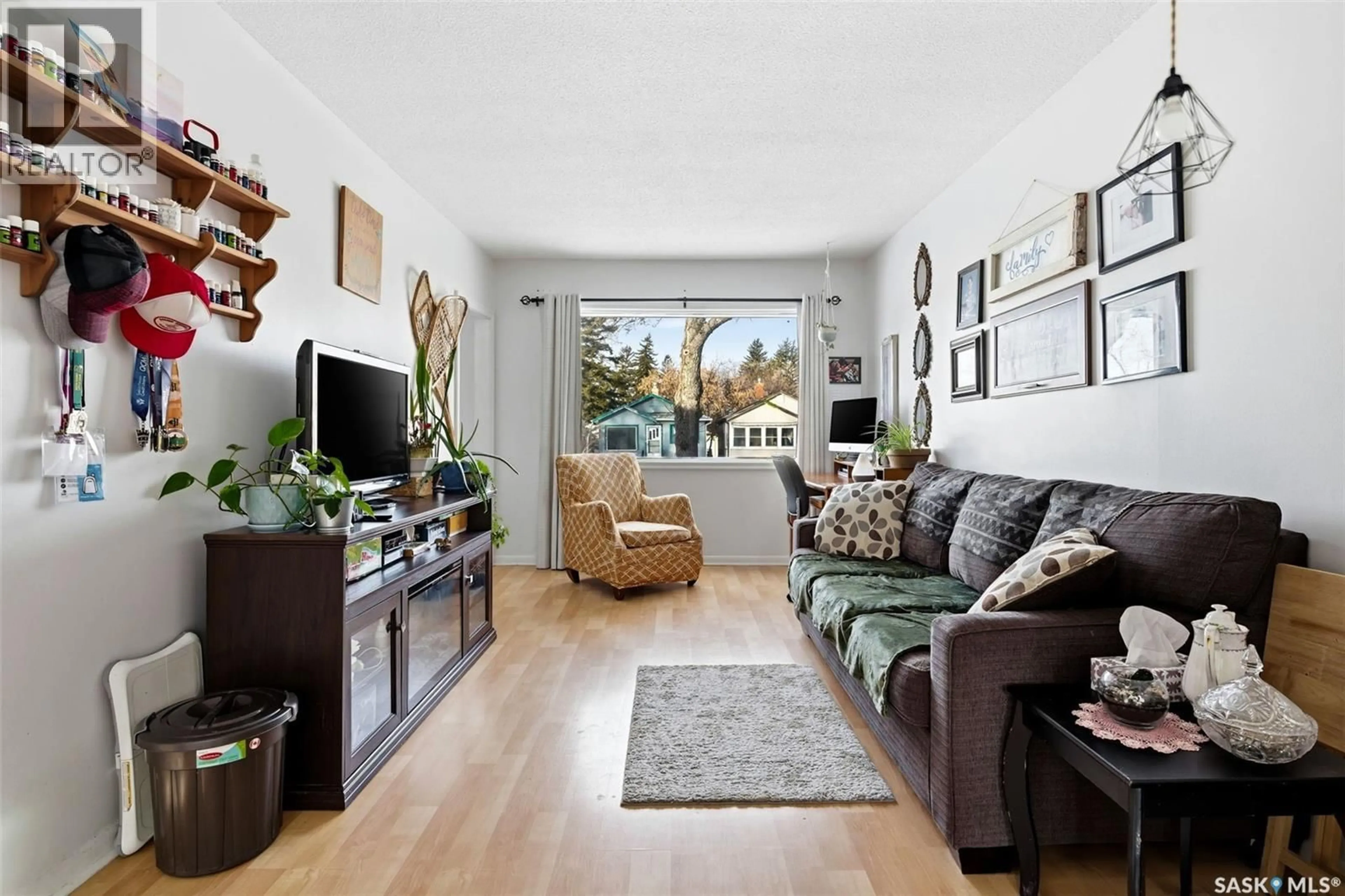 Living room with furniture, unknown for 1445 CONNAUGHT STREET, Regina Saskatchewan S4T4T1