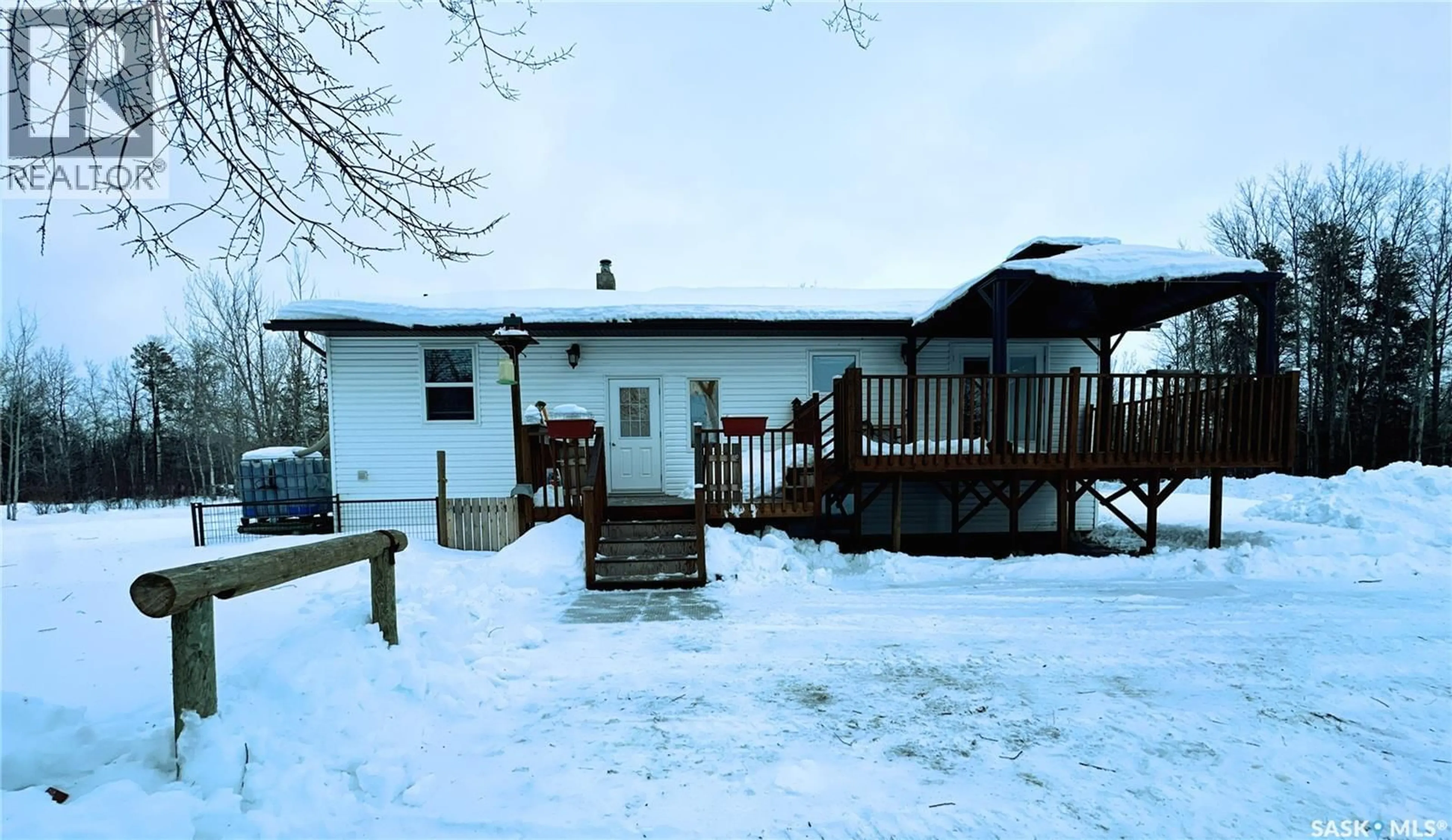 Patio, unknown for TORCH RIVER RM ACREAGE, Torch River Rm No. 488 Saskatchewan S6J2J0