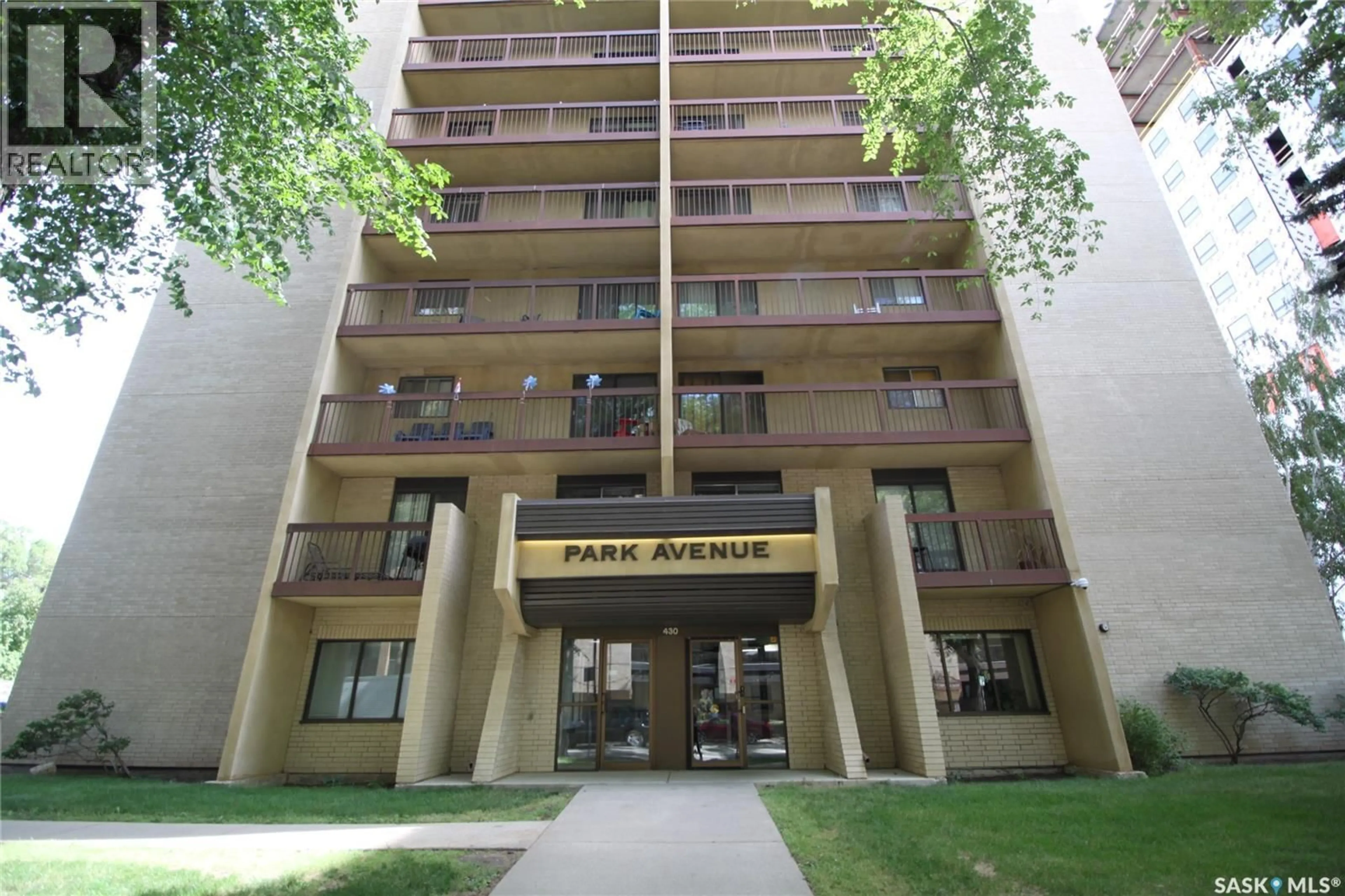 Patio, building for N - 506 430 5TH AVENUE, Saskatoon Saskatchewan S7K6Z2