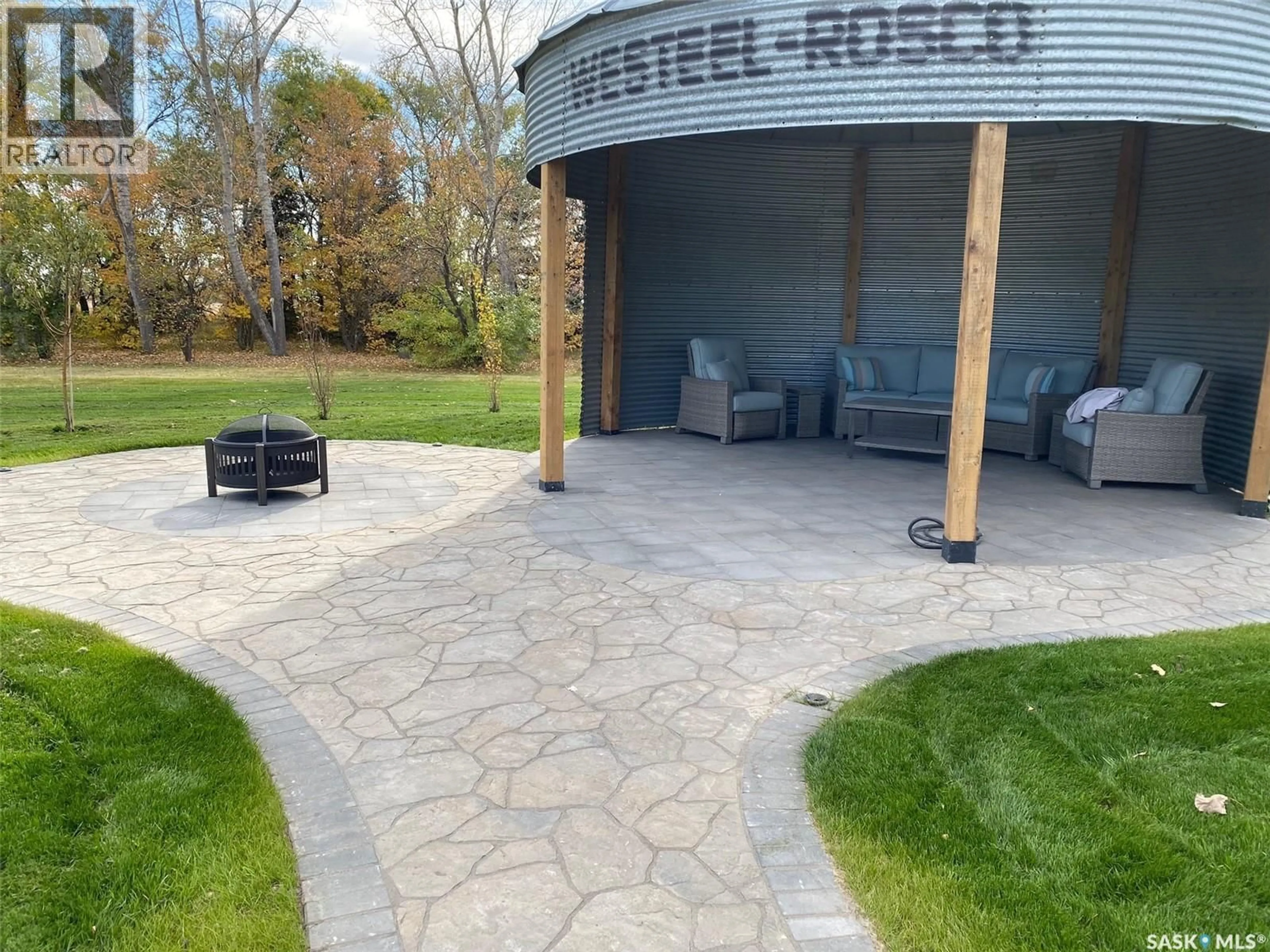 Patio, street for DOTY ACREAGE, Moose Mountain Rm No. 63 Saskatchewan S0C0R0