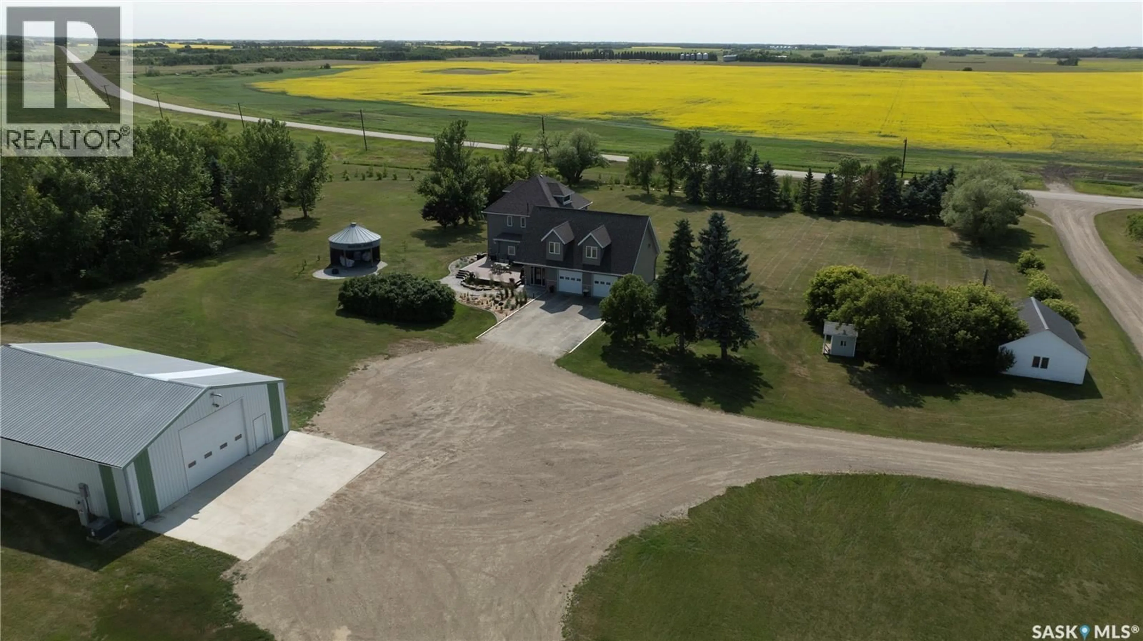 A pic from outside/outdoor area/front of a property/back of a property/a pic from drone, unknown for DOTY ACREAGE, Moose Mountain Rm No. 63 Saskatchewan S0C0R0