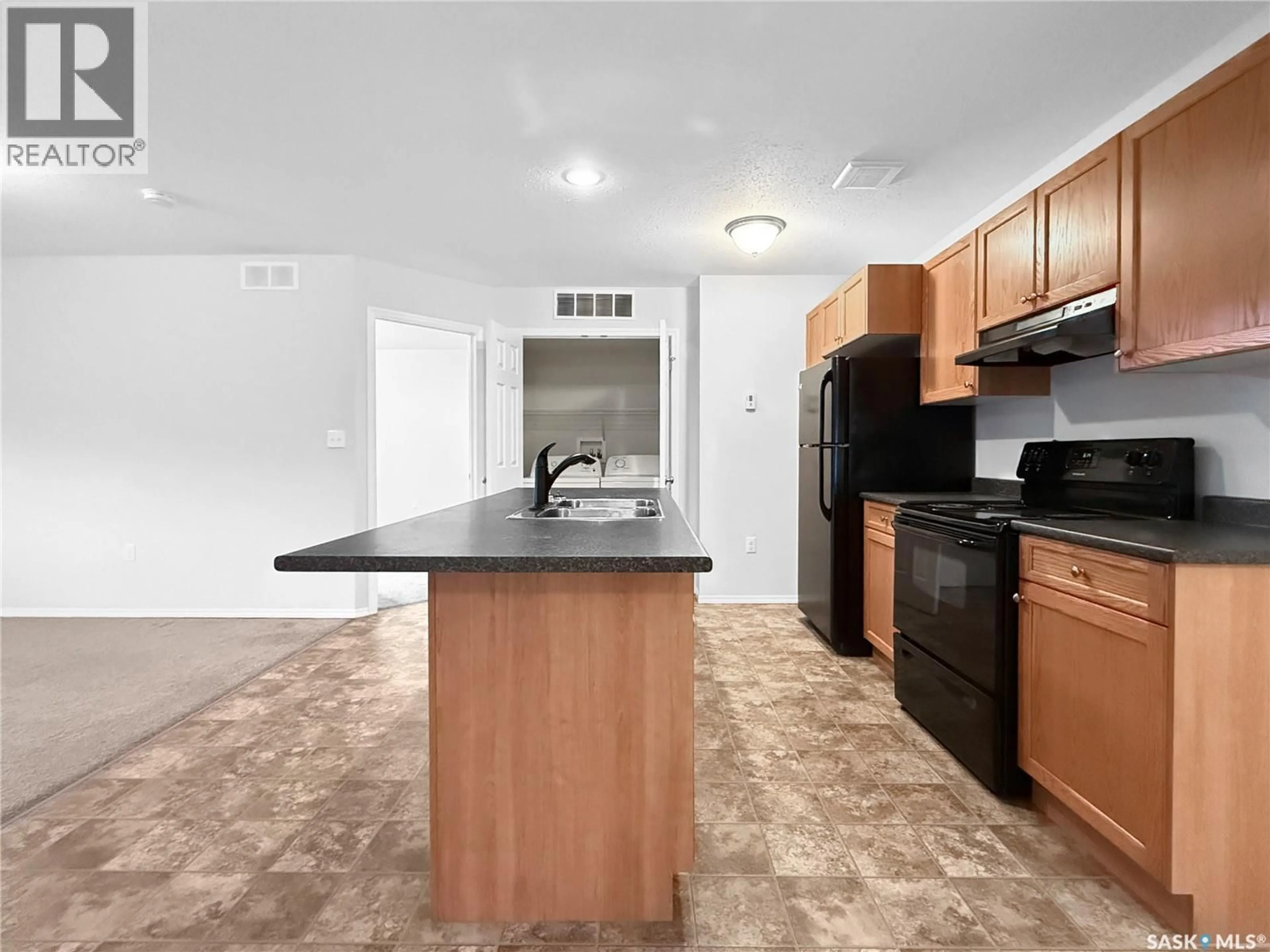 Standard kitchen, unknown for 36 1275 RAILWAY STREET, Swift Current Saskatchewan S9H5P3