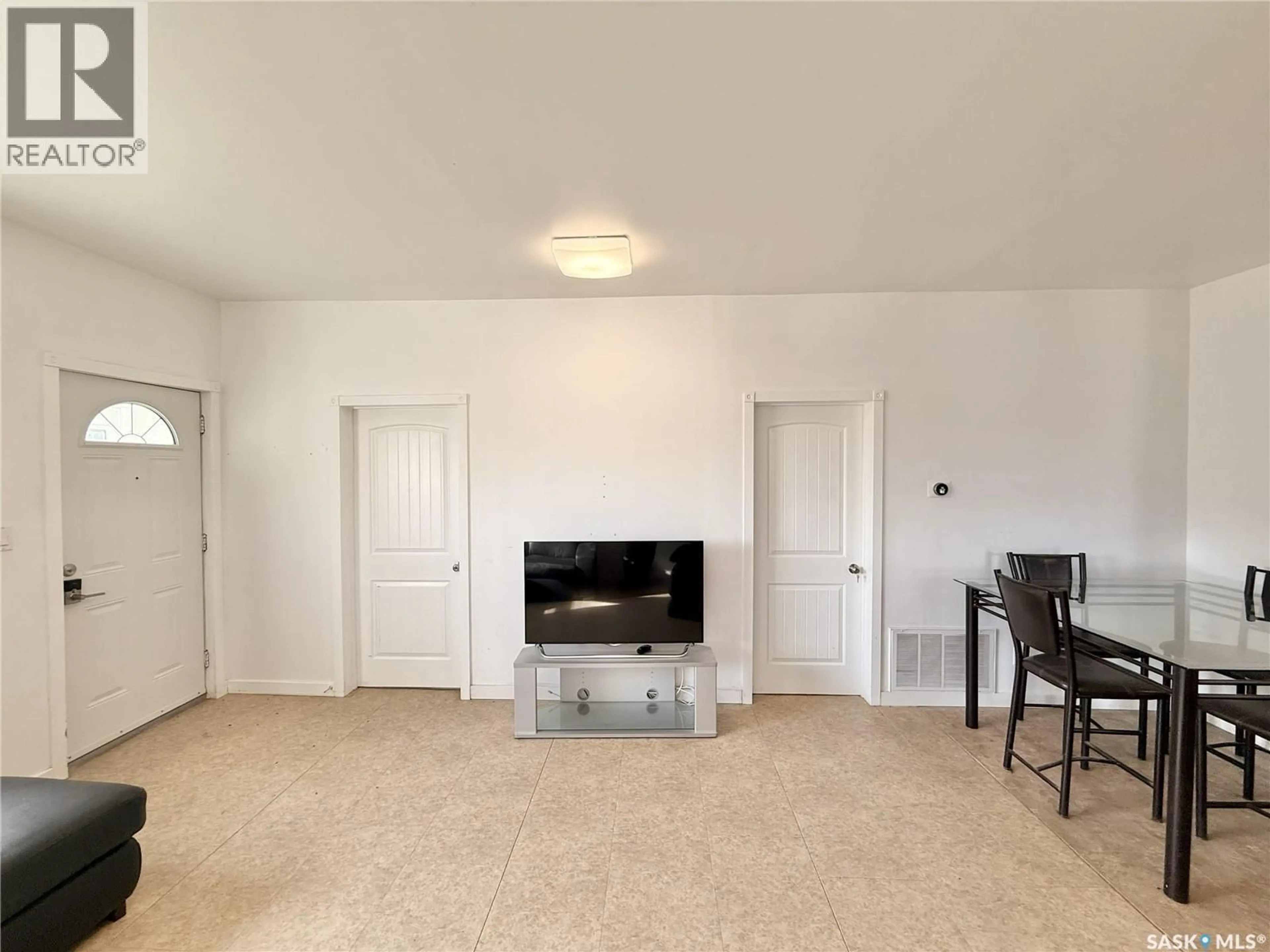 A pic of a room for 320 HERBERT AVENUE, Herbert Saskatchewan S0H2A0