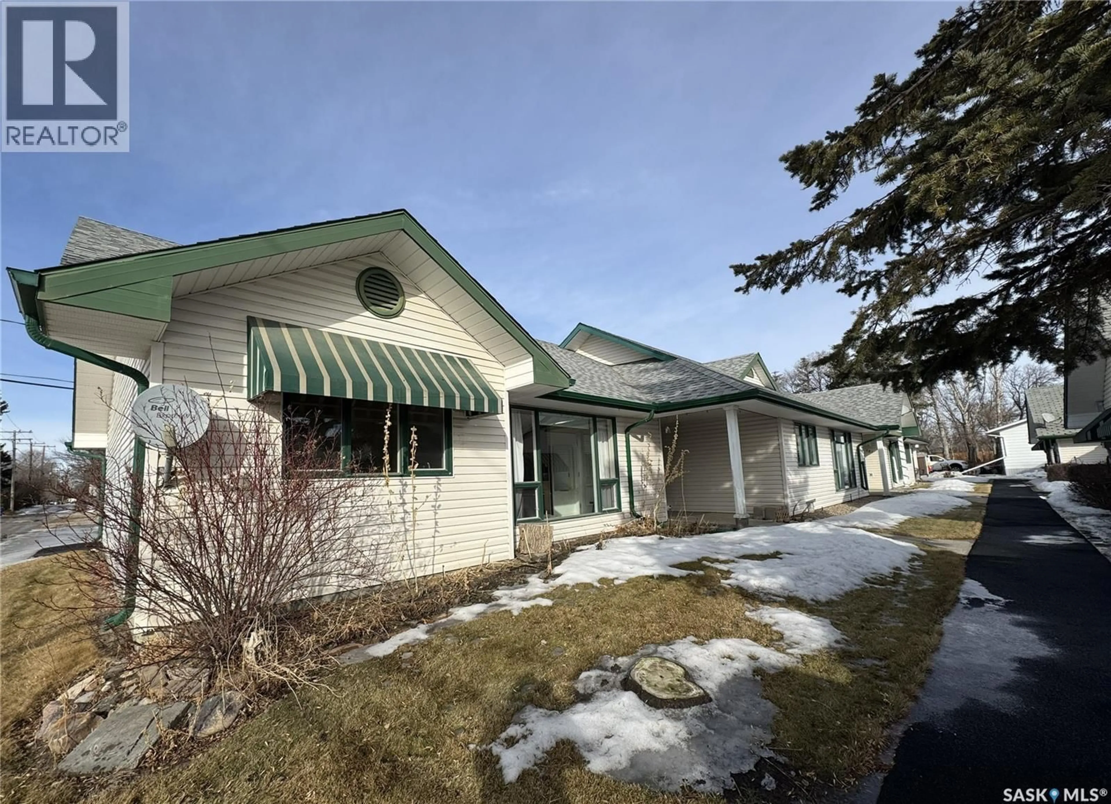 Unknown for E - 105 111 2ND AVENUE, Rosetown Saskatchewan S0L2V0