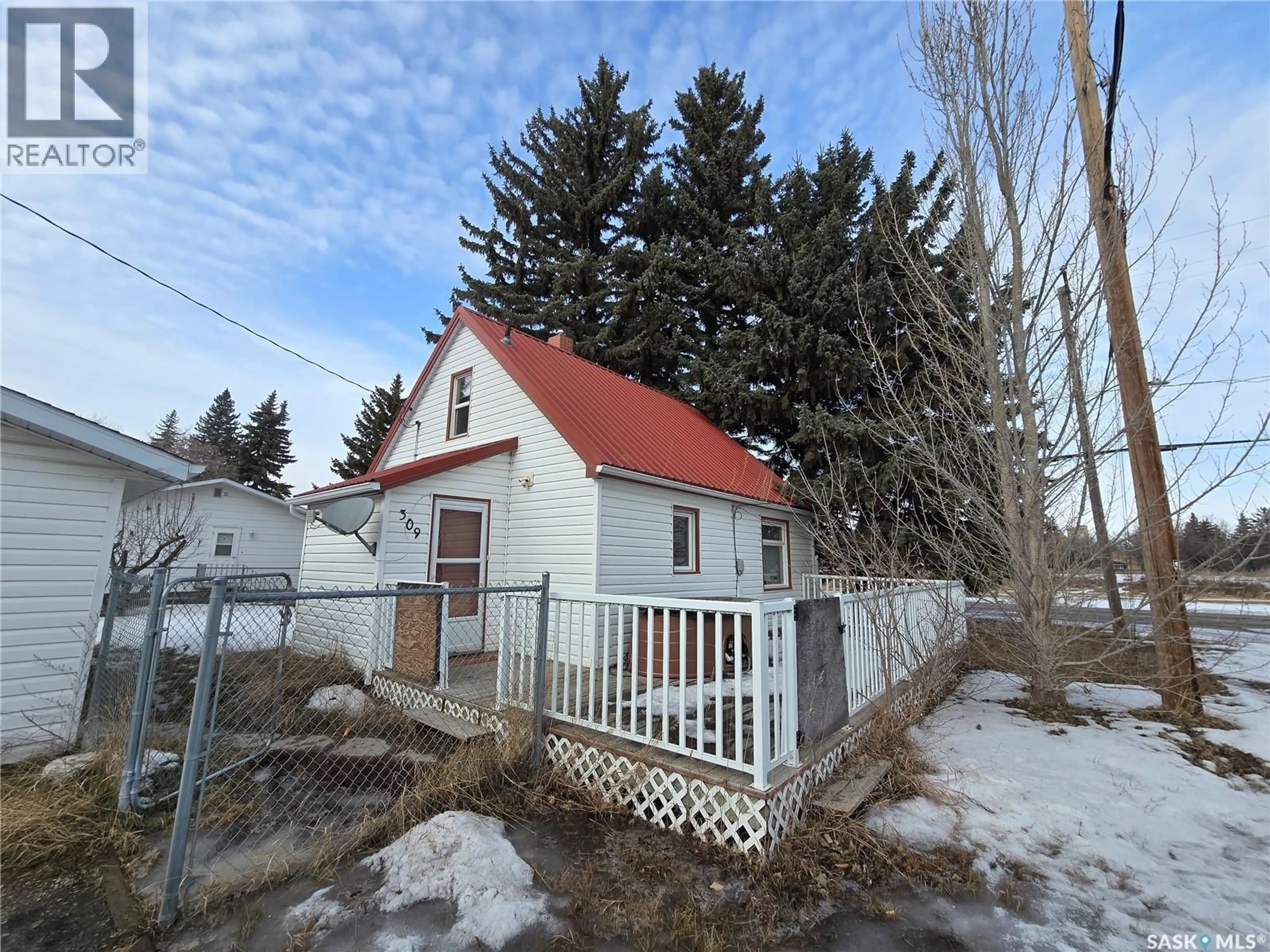 Shed for 309 POPLAR STREET, Wolseley Saskatchewan S0G5H0