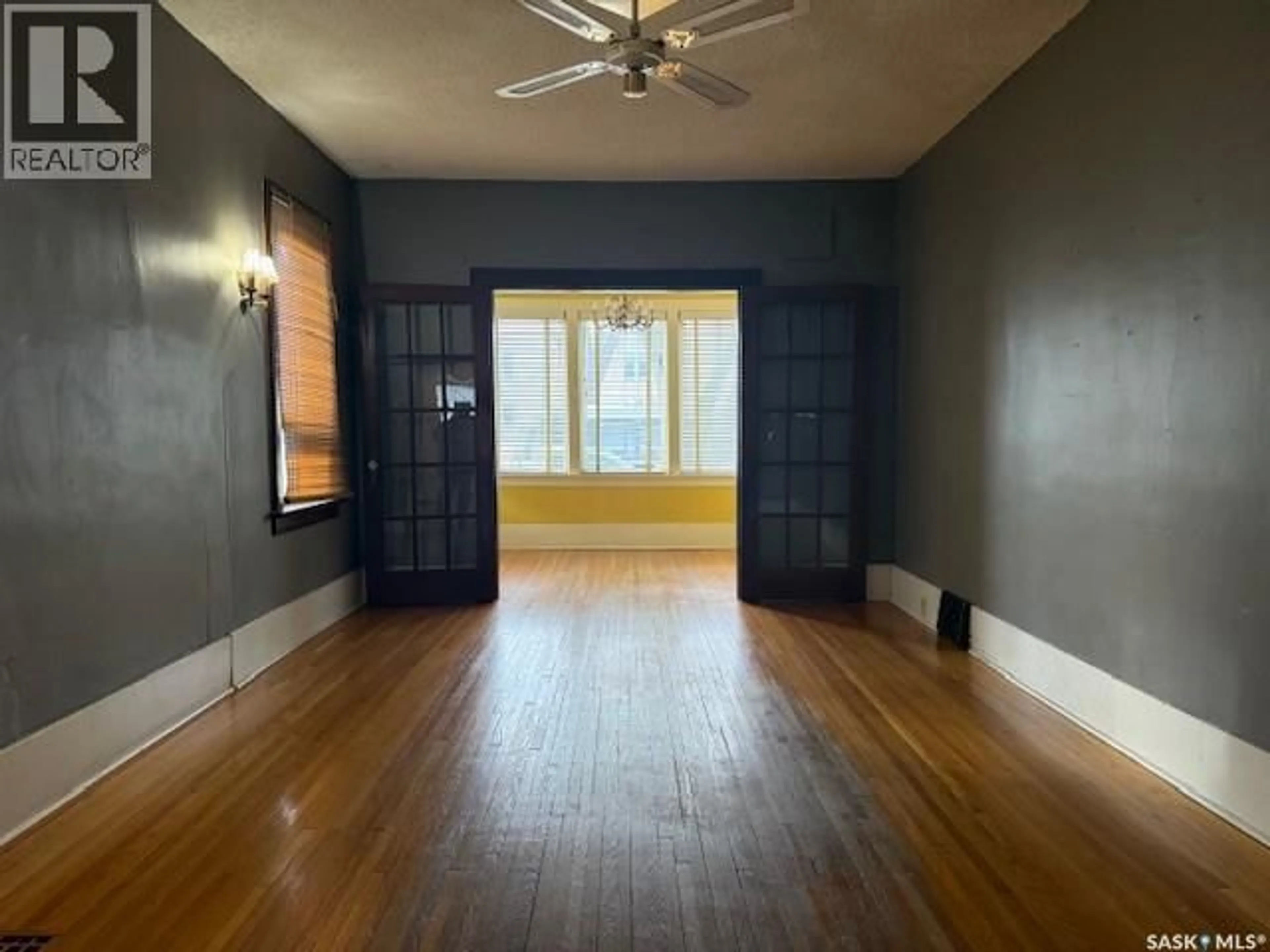 A pic of a room for 2451 WINNIPEG STREET, Regina Saskatchewan S4P1H5