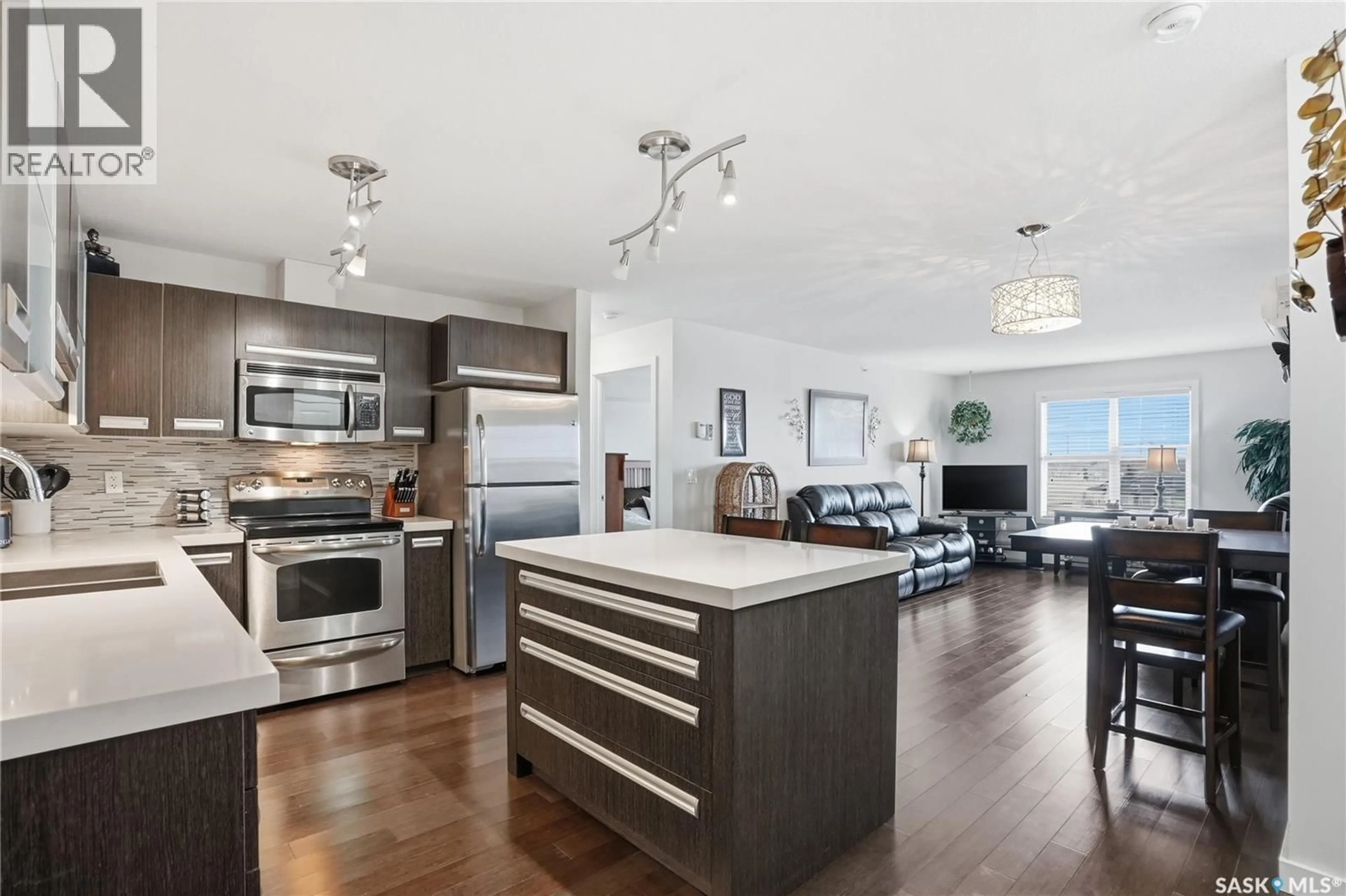 Open concept kitchen, unknown for 211 - 319 LEDINGHAM STREET, Saskatoon Saskatchewan S7V0C5