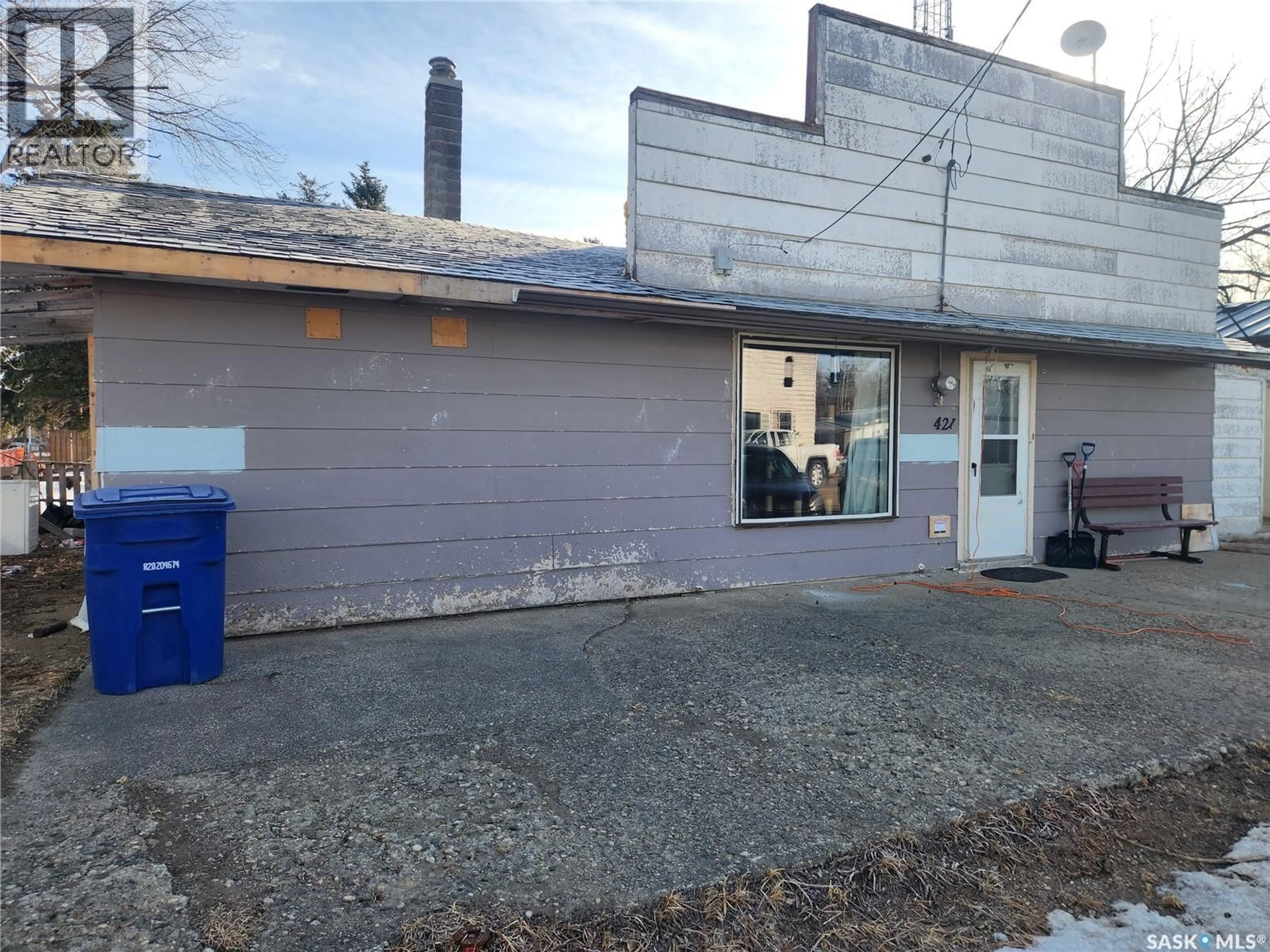 Unknown for 421 4TH STREET, Chaplin Saskatchewan S0H0V0