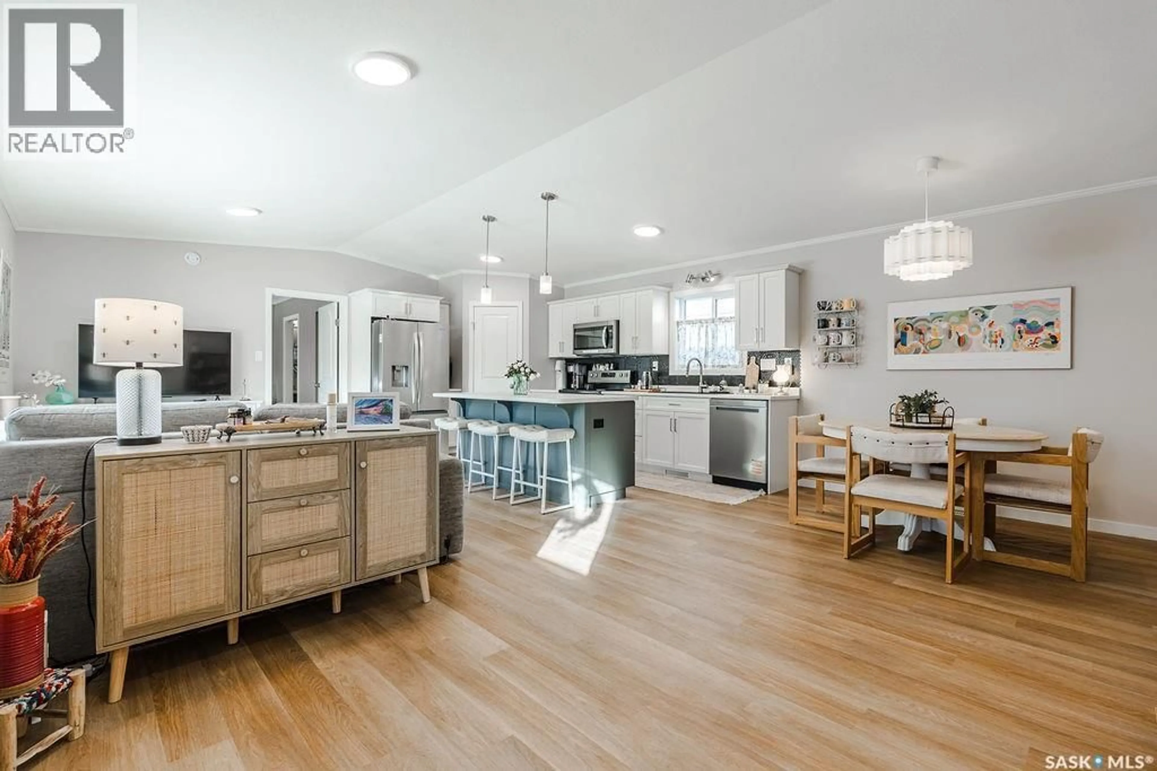 Open concept kitchen, unknown for 3605 PARKDALE ROAD, Saskatoon Saskatchewan S7H5R5