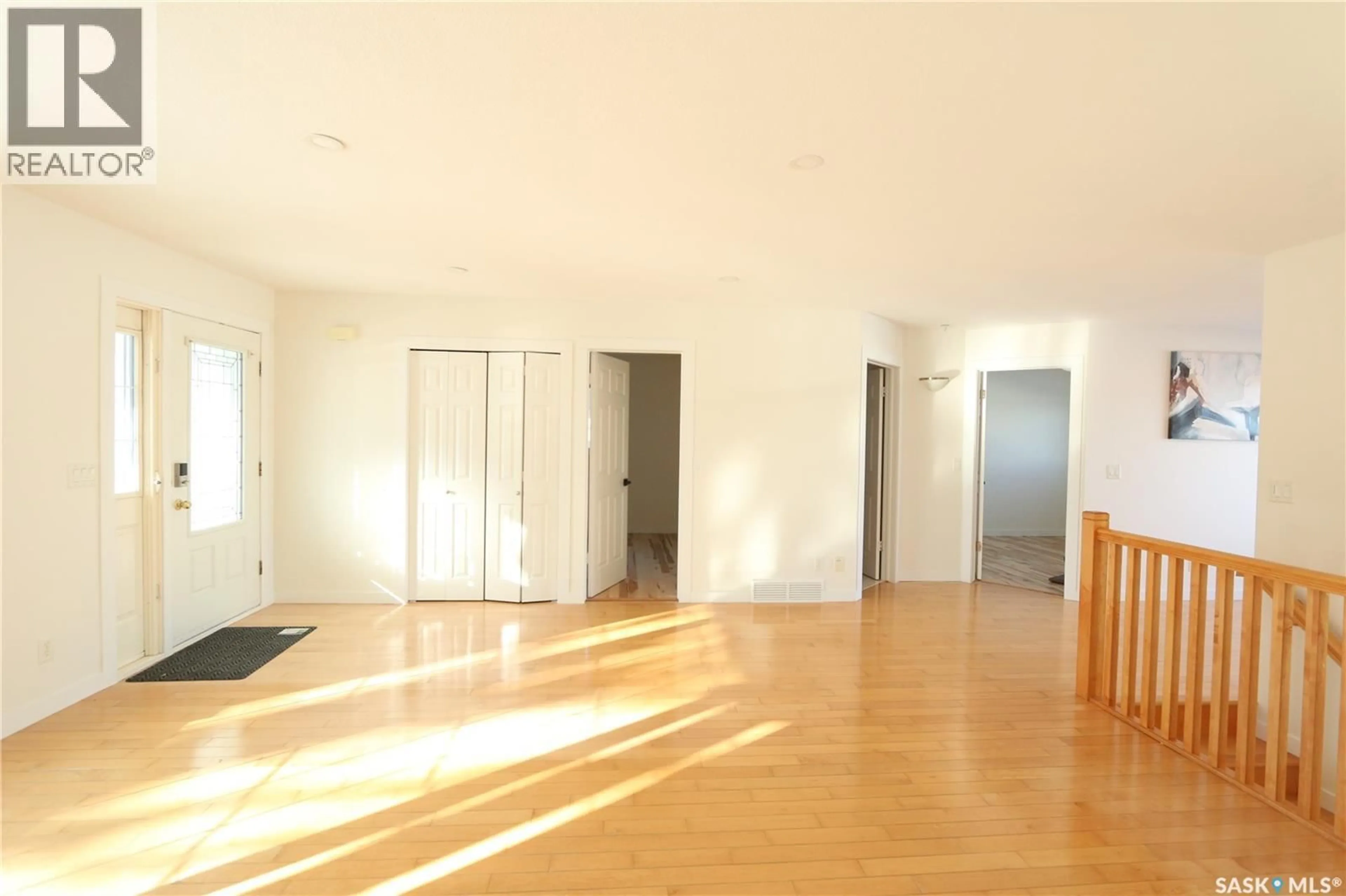 A pic of a room for 1226 DOVER AVENUE, Regina Saskatchewan S4R0L4