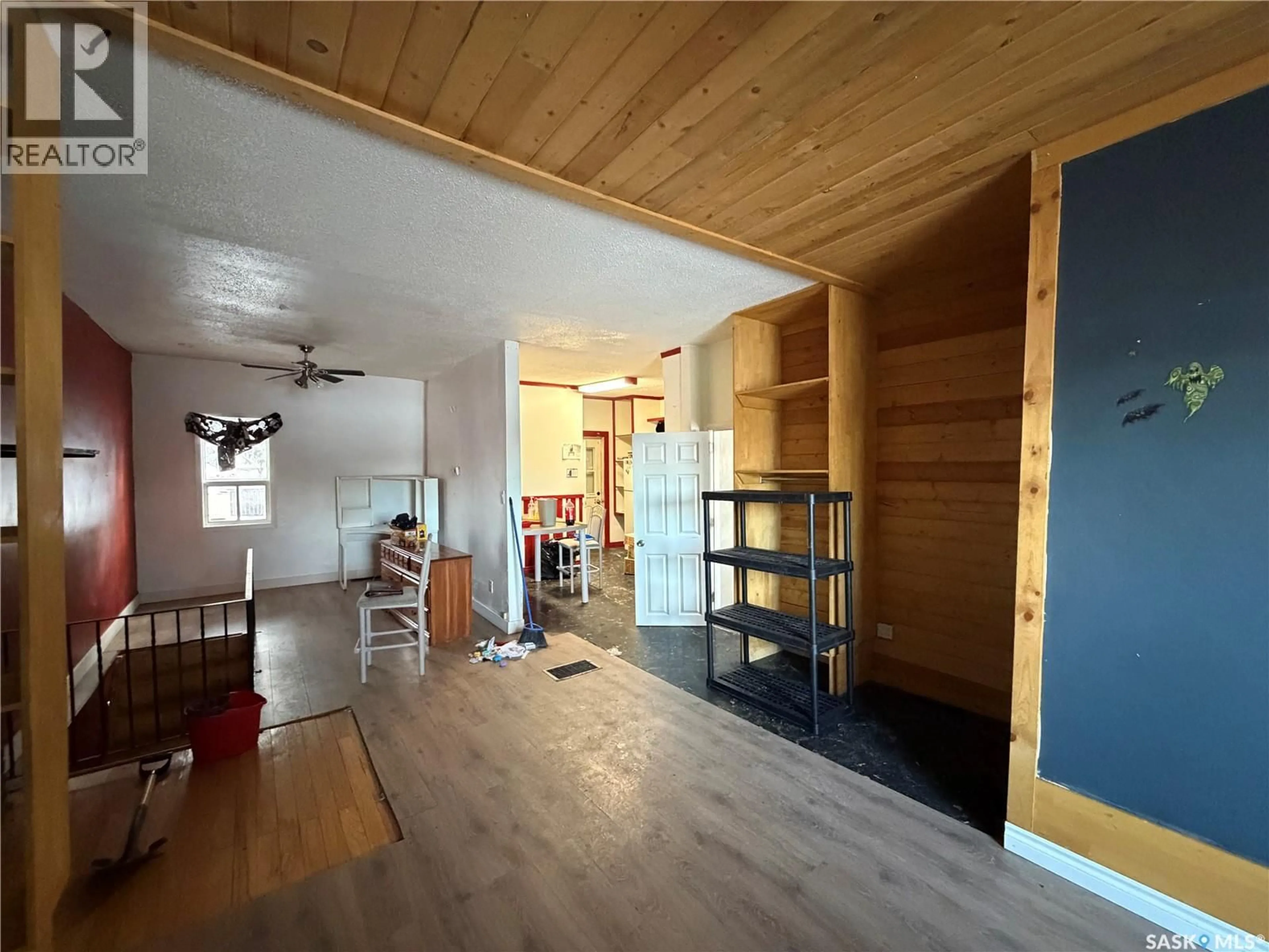 A pic of a room for 1272 105TH STREET, North Battleford Saskatchewan S9A1T9